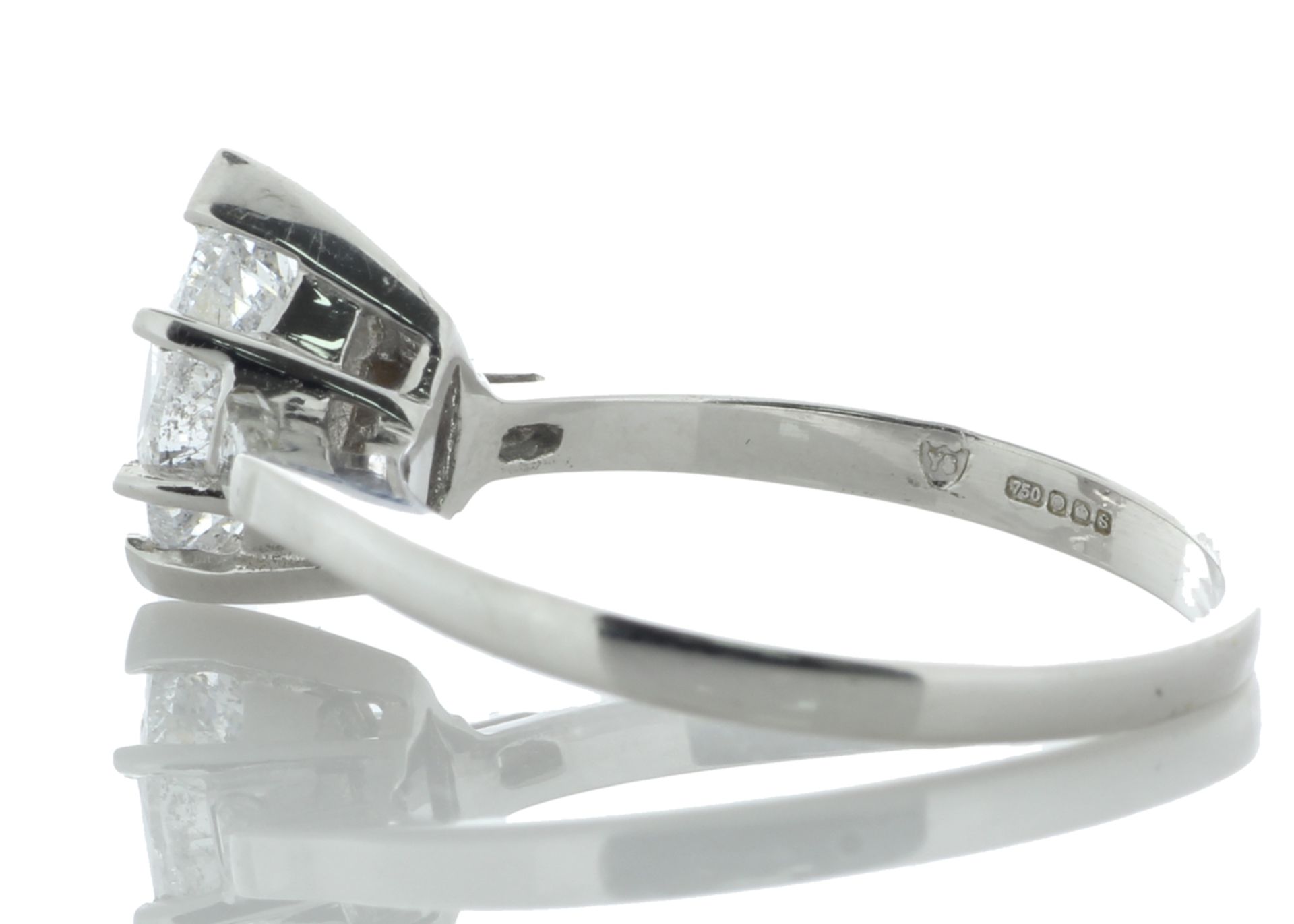 18ct White Gold Single Stone Marquise Cut Diamond Ring (1.01) 1.22 Carats - Valued by GIE £17,945.00 - Image 3 of 5