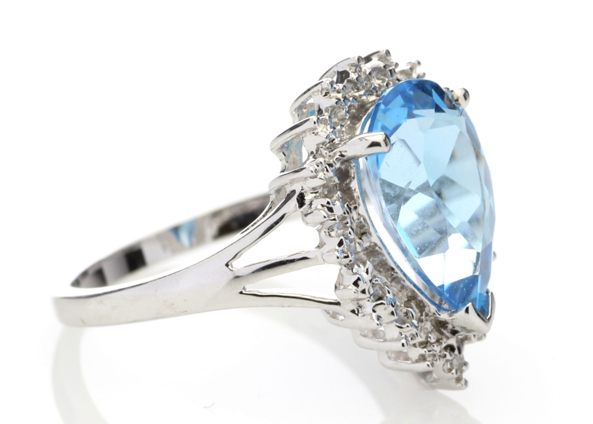 9ct White Gold Diamond And Blue Topaz Ring 0.01 Carats - Valued by AGI £1,045.00 - A stunning pear - Image 4 of 5
