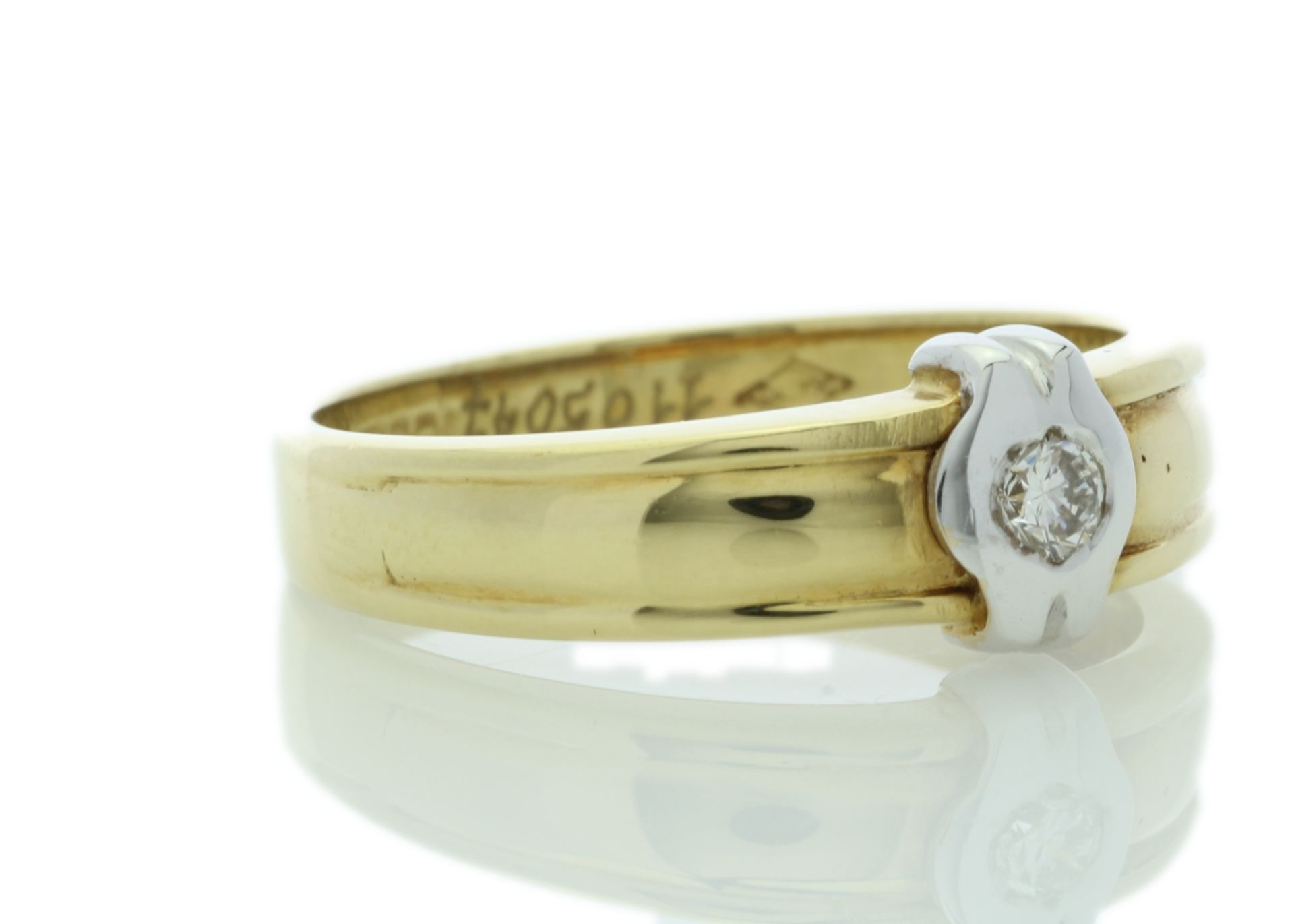 18ct Yellow Gold Single Stone Fancy Rub Over Set Diamond Ring 0.21 Carats - Valued by GIE £9,500. - Image 4 of 5