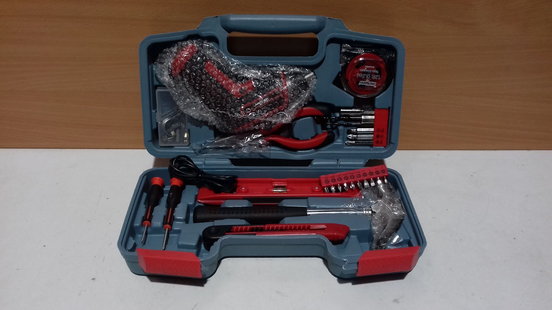 RRP £20.44 Hi-Spec 35 Piece Red Home DIY Tool Kit with USB Rechargeable - Image 2 of 2