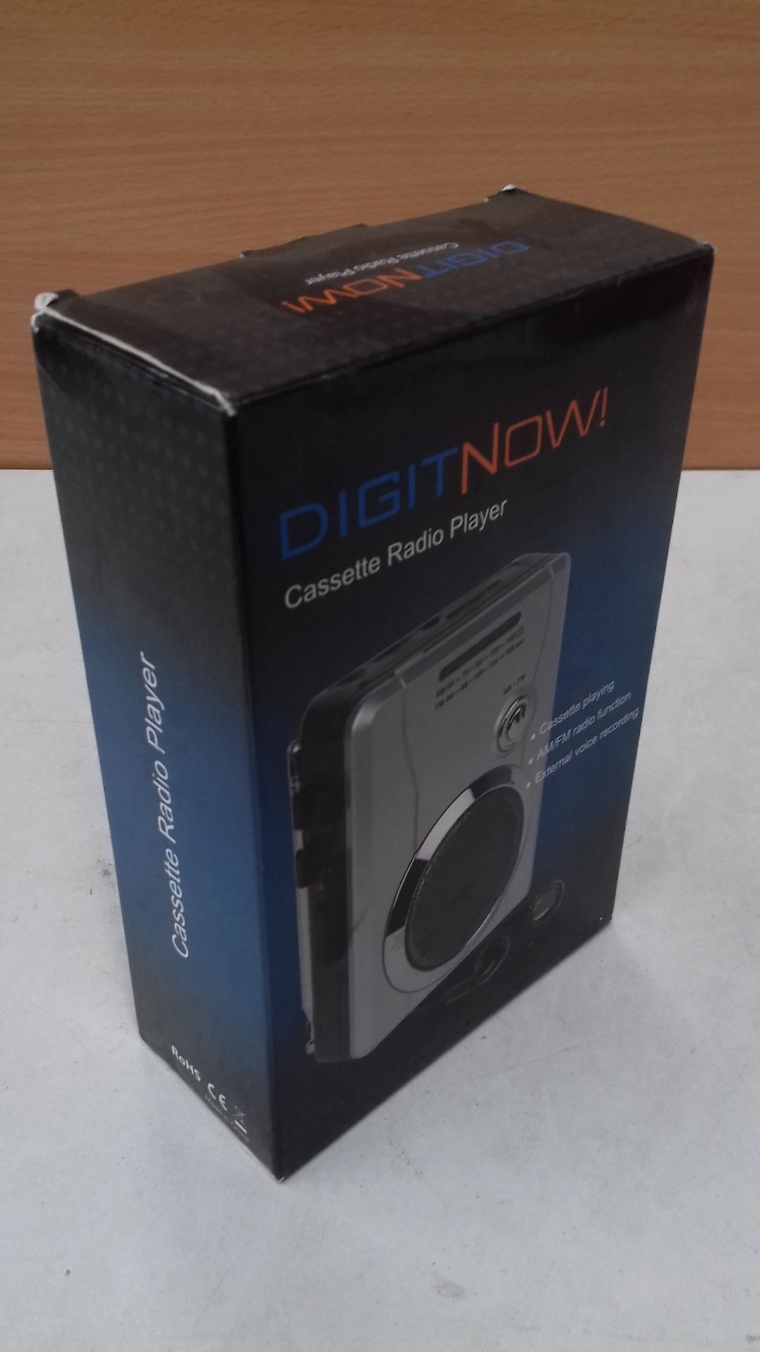 RRP £17.75 DIGITNOW Cassette Player Recorder AM/FM Station- Personal - Image 2 of 2