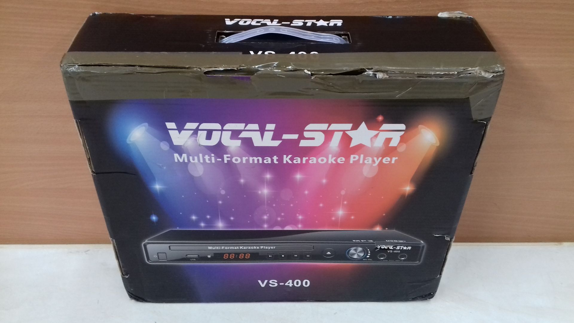 RRP £49.99 Vocal-Star VS-400 CDG DVD HDMI Karaoke Machine Including 2 Microphones & Songs - Image 2 of 2