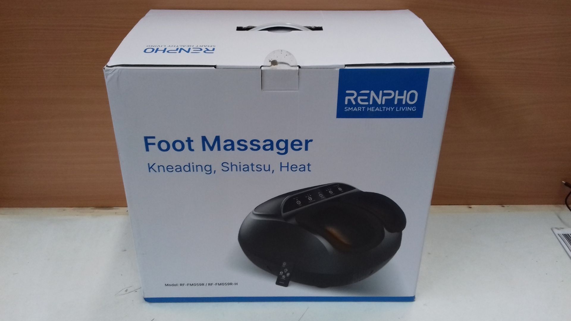 RRP £129.98 RENPHO Foot Massager with Heat - Image 2 of 2