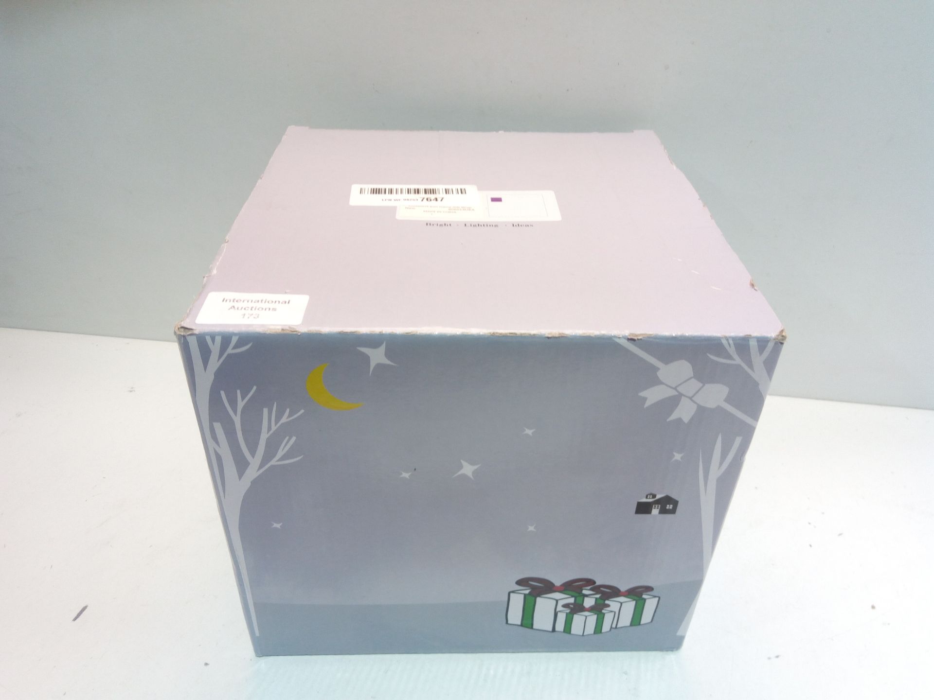 RRP £42.98 EAMBRITE 3PK Light up Present Boxes Silver Gift Boxes - Image 2 of 2