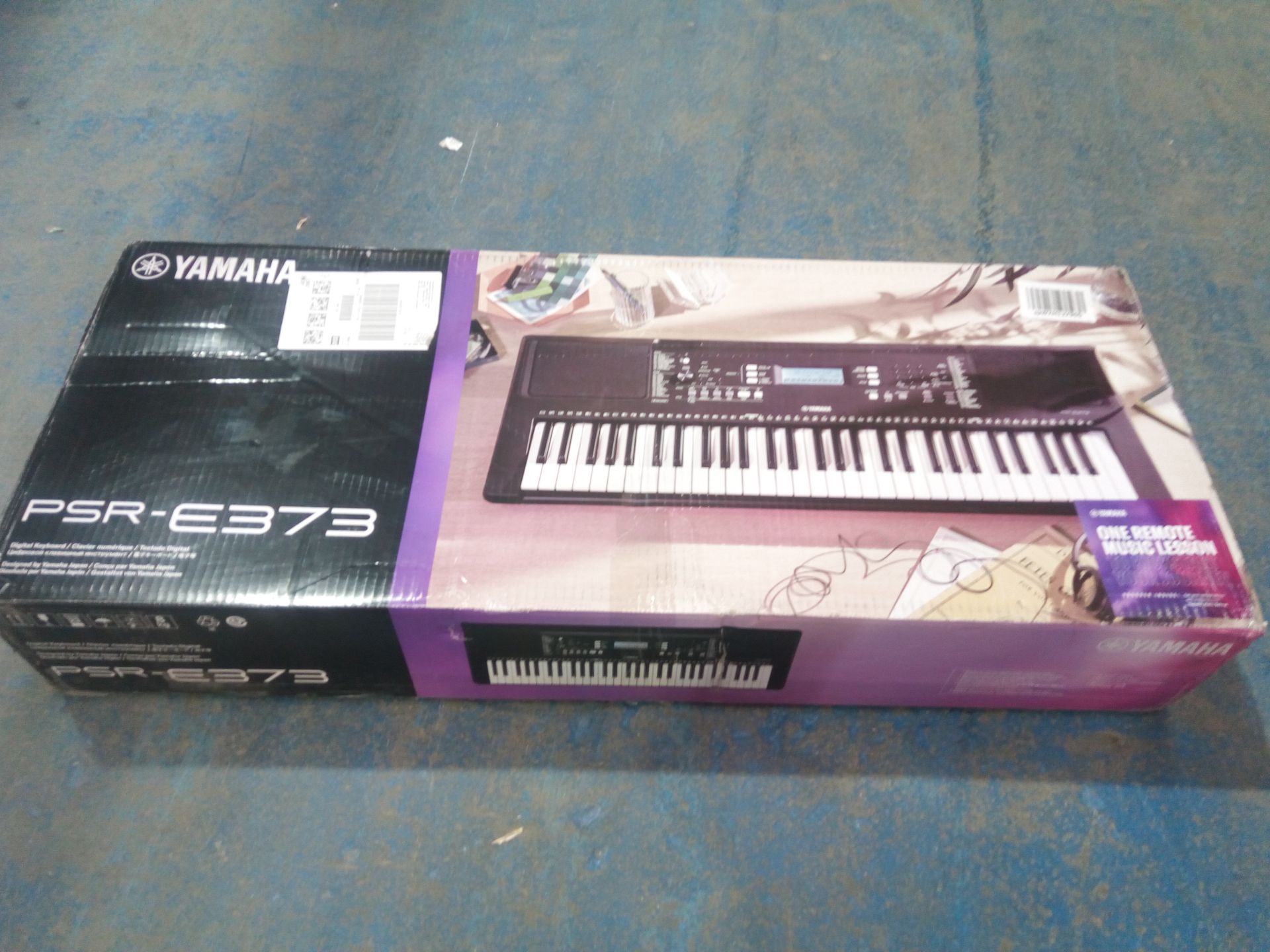 RRP £212.00 Yamaha PSR-E373 RML Digital Keyboard - Image 2 of 2