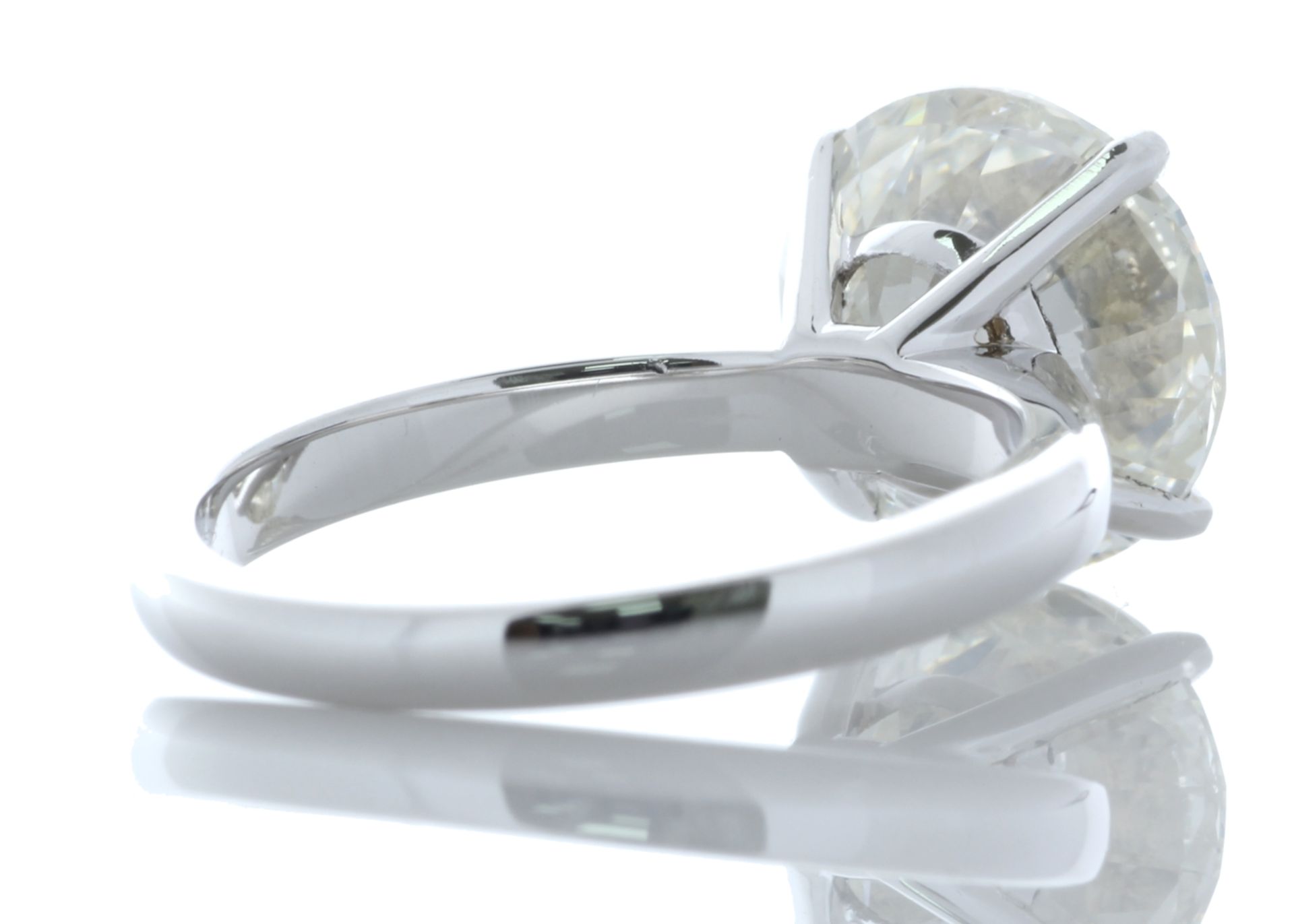 18ct White Gold Single Stone Prong Set Diamond Ring 5.07 Carats - Valued by IDI - A natural round - Image 3 of 6