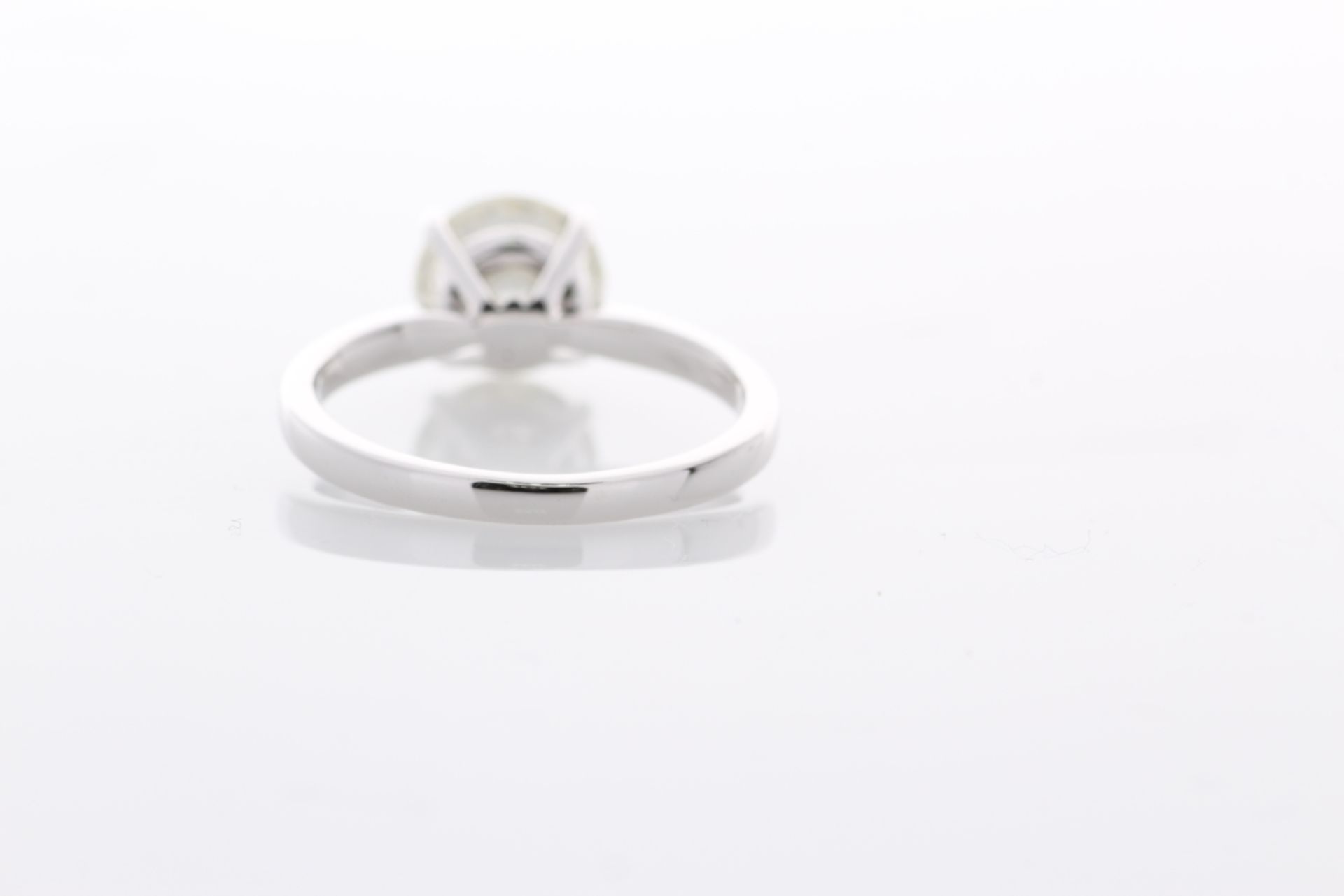 18ct White Gold Single Stone Prong Set Diamond Ring 2.02 Carats - Valued by GIE £43,155.00 - A - Image 3 of 5