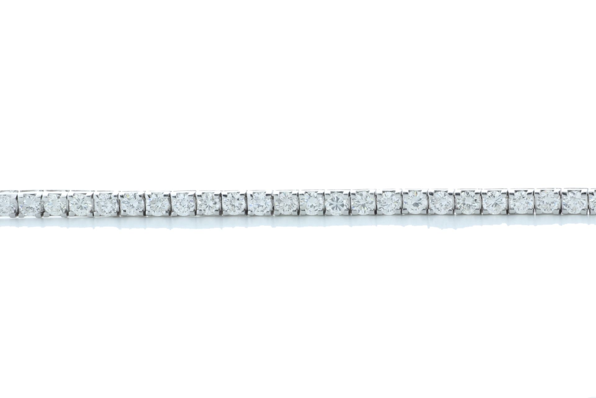 18ct White Gold Tennis Diamond Bracelet 7.00 Carats - Valued by IDI - 18ct White Gold Tennis Diamond - Image 2 of 6