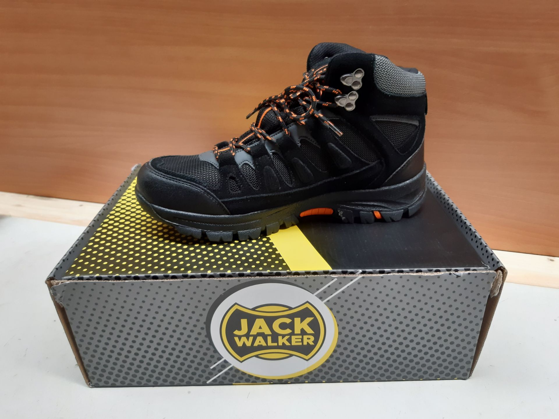 RRP £36.95 Jack Walker Mens Walking Waterproof Boots Lightweight - Image 2 of 2