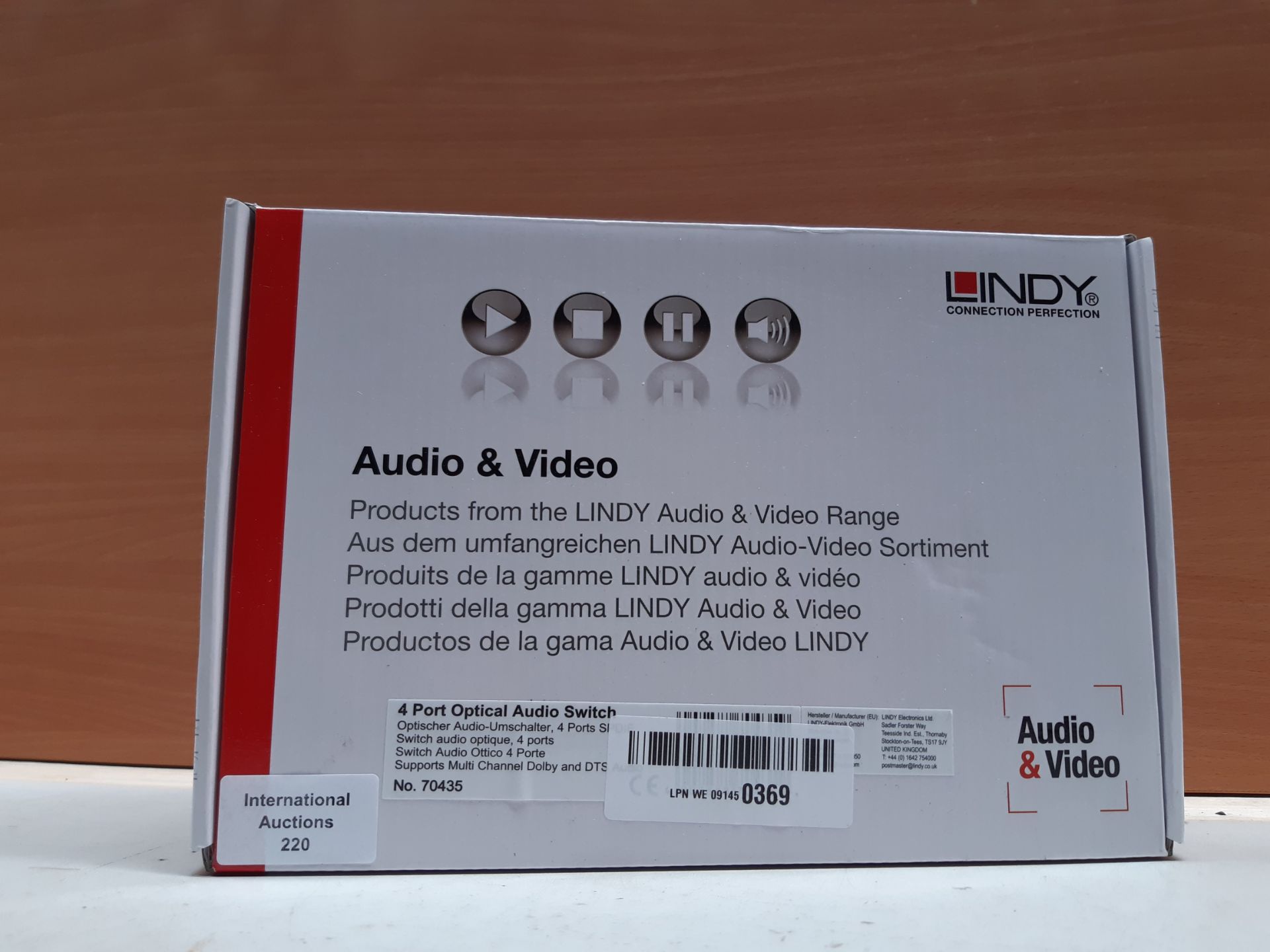 RRP £9.98 LINDY 70435 4 Port Optical Audio Switch, black - Image 2 of 2