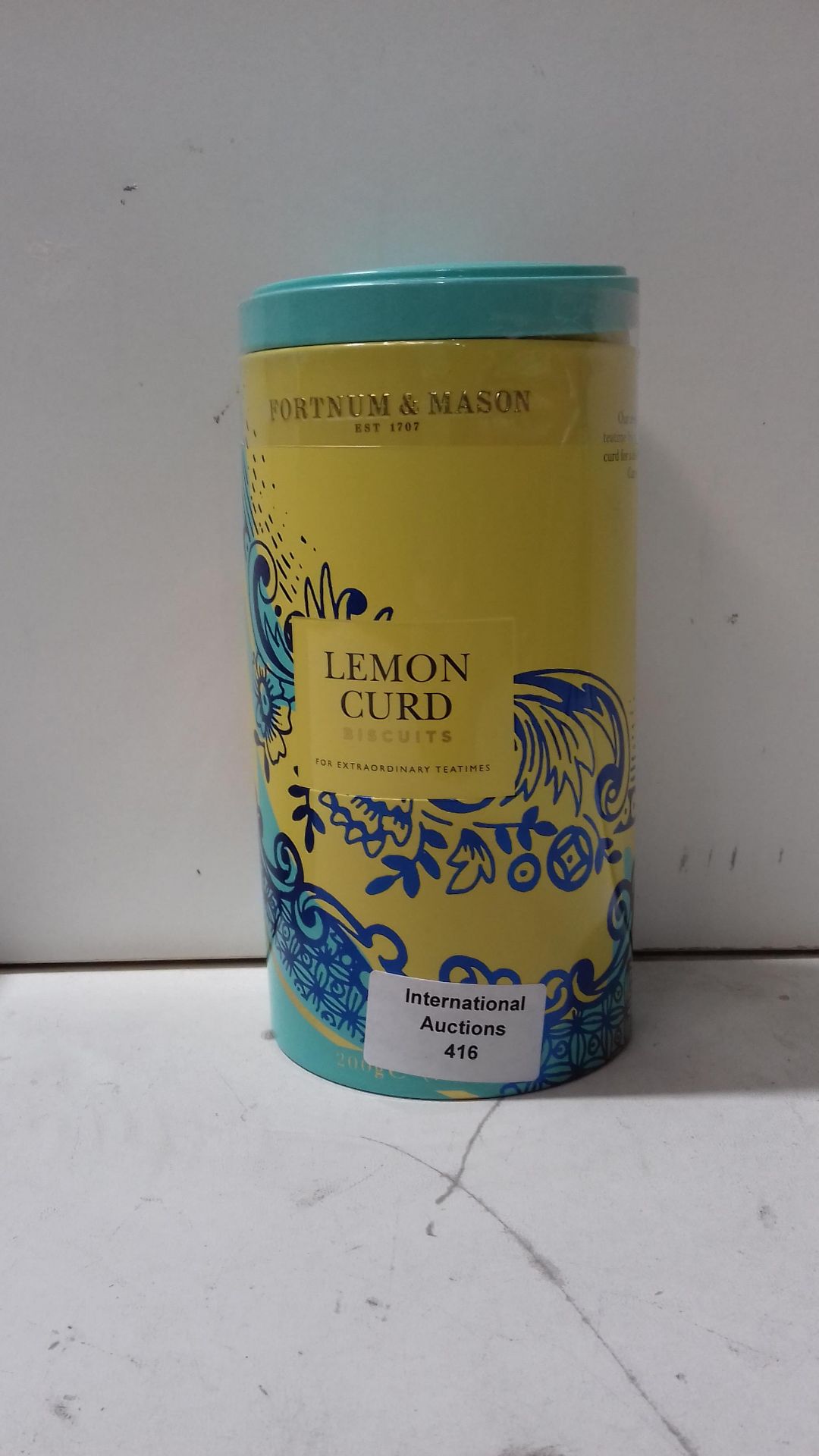 RRP £19.08 FORTNUM & MASON, Piccadilly Lemon Curd Biscuits, 200g tin - Image 2 of 2