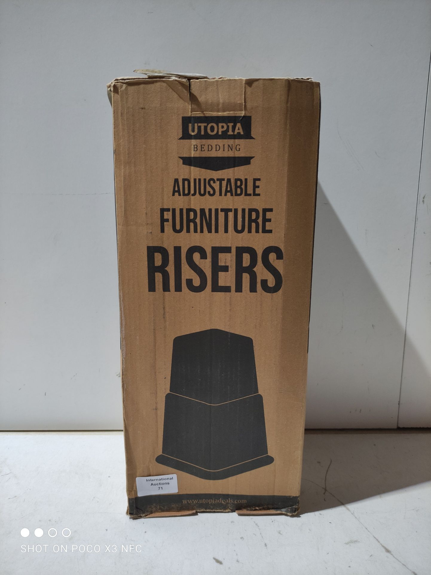 RRP £14.00 Utopia Bedding 8 Piece Premium Adjustable Furniture Risers - Image 2 of 2