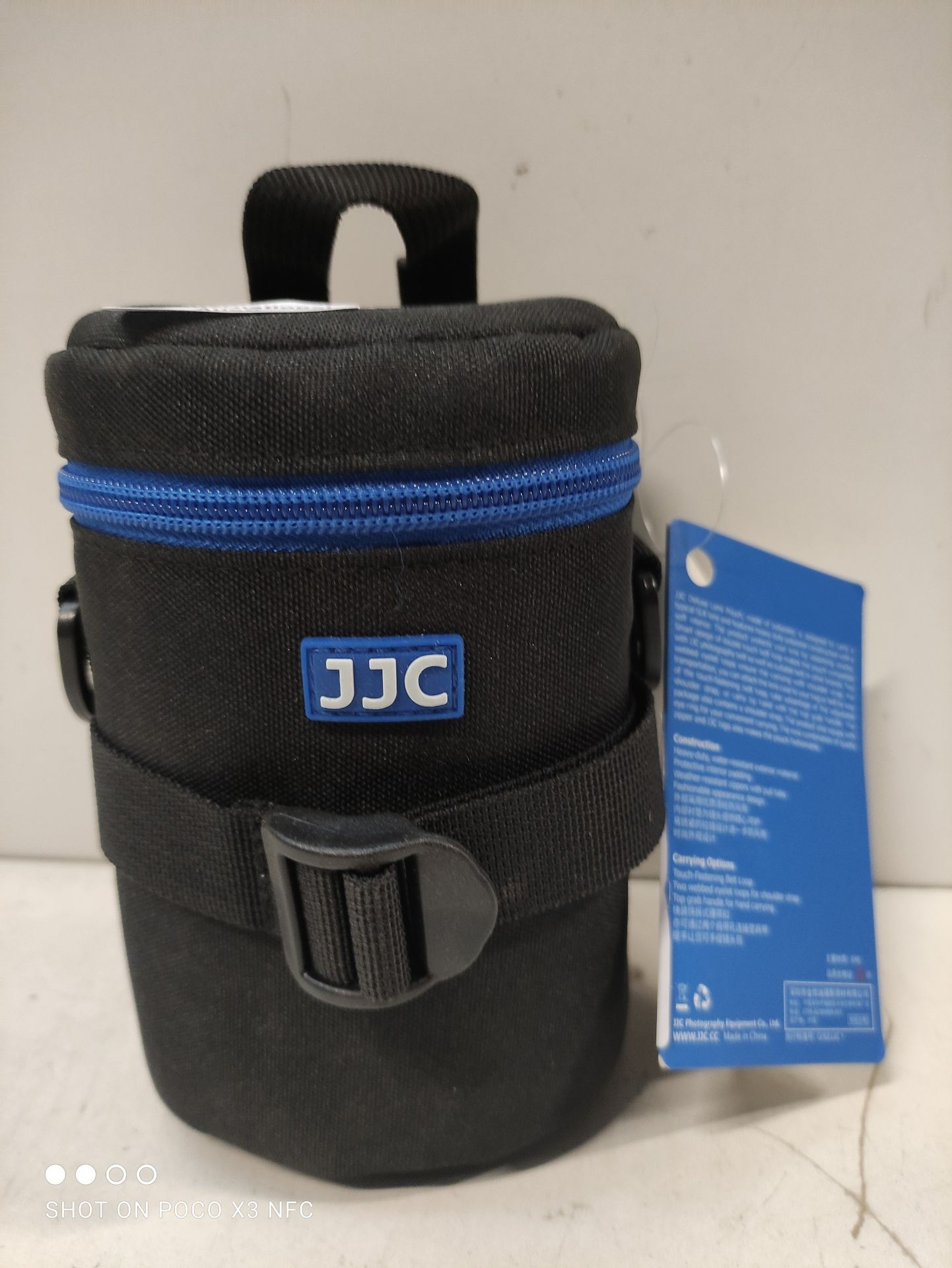RRP £15.76 JJC Water Resistant Deluxe Lens Pouch with Shoulder - Image 2 of 2