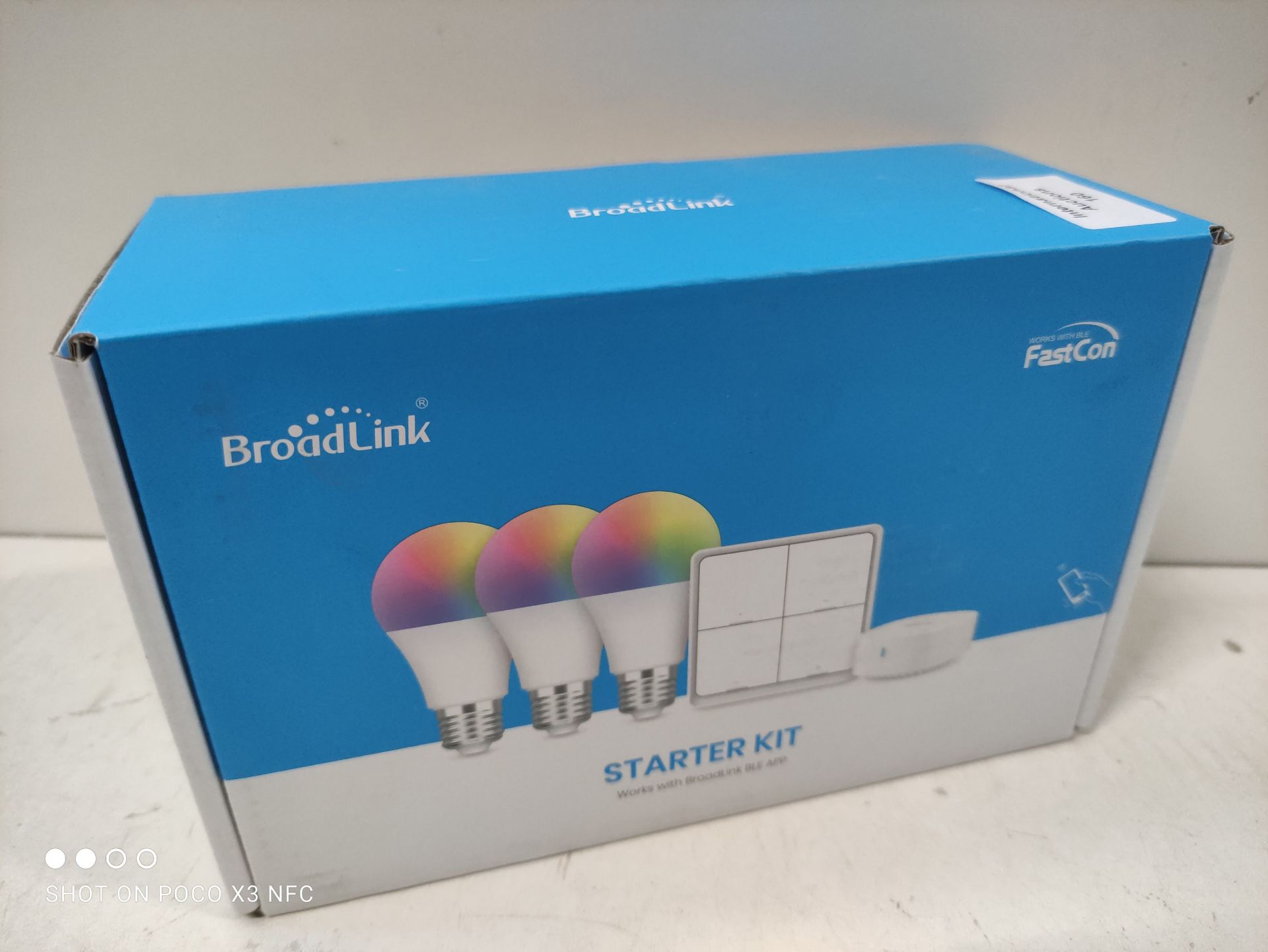 RRP £42.98 BroadLink Smart Home BLE Starter Kit - Includes 3 Bulbs - Image 2 of 2