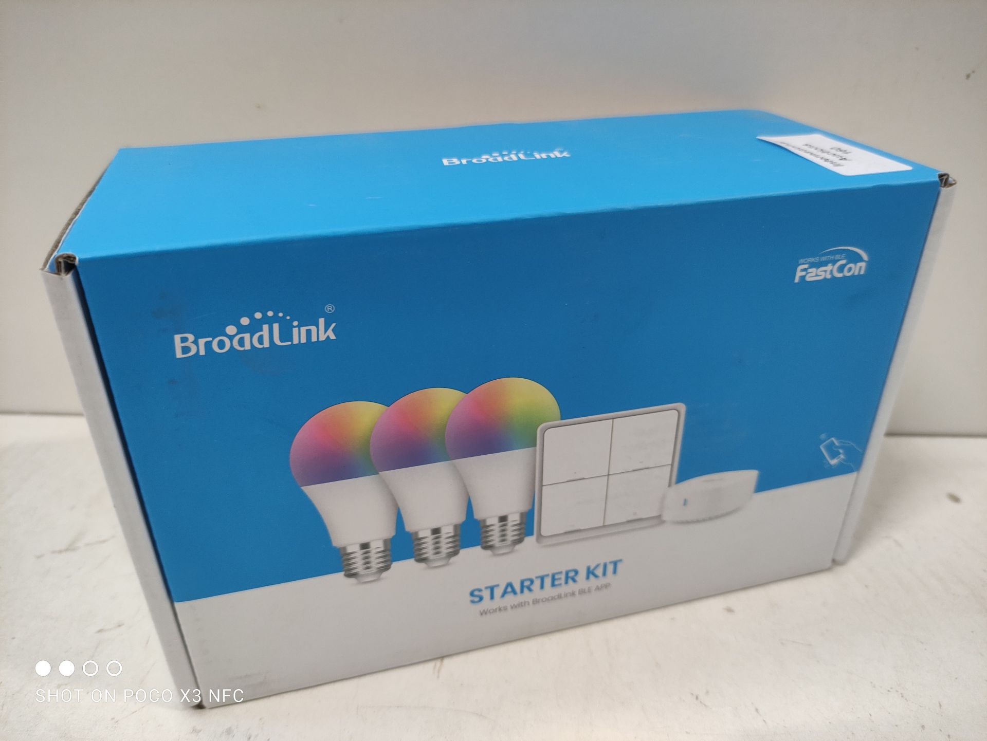 RRP £42.98 BroadLink Smart Home BLE Starter Kit - Includes 3 Bulbs - Image 2 of 2