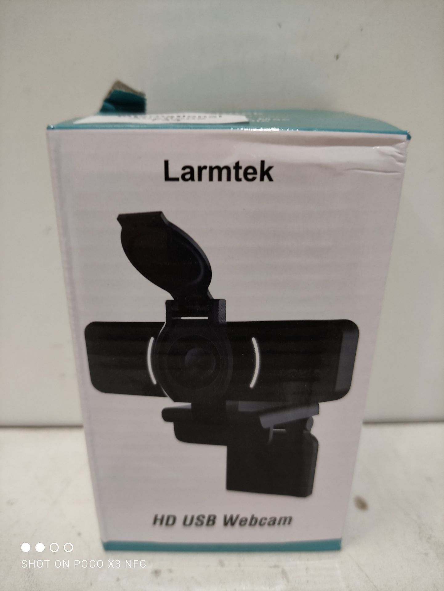 RRP £18.68 LarmTek 1080P Webcam with Microphone and Privacy Cover - Image 2 of 2