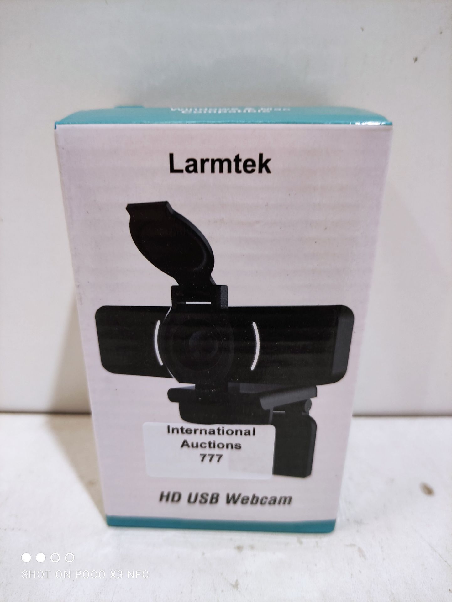 RRP £18.68 LarmTek 1080P Webcam with Microphone and Privacy Cover - Image 2 of 2