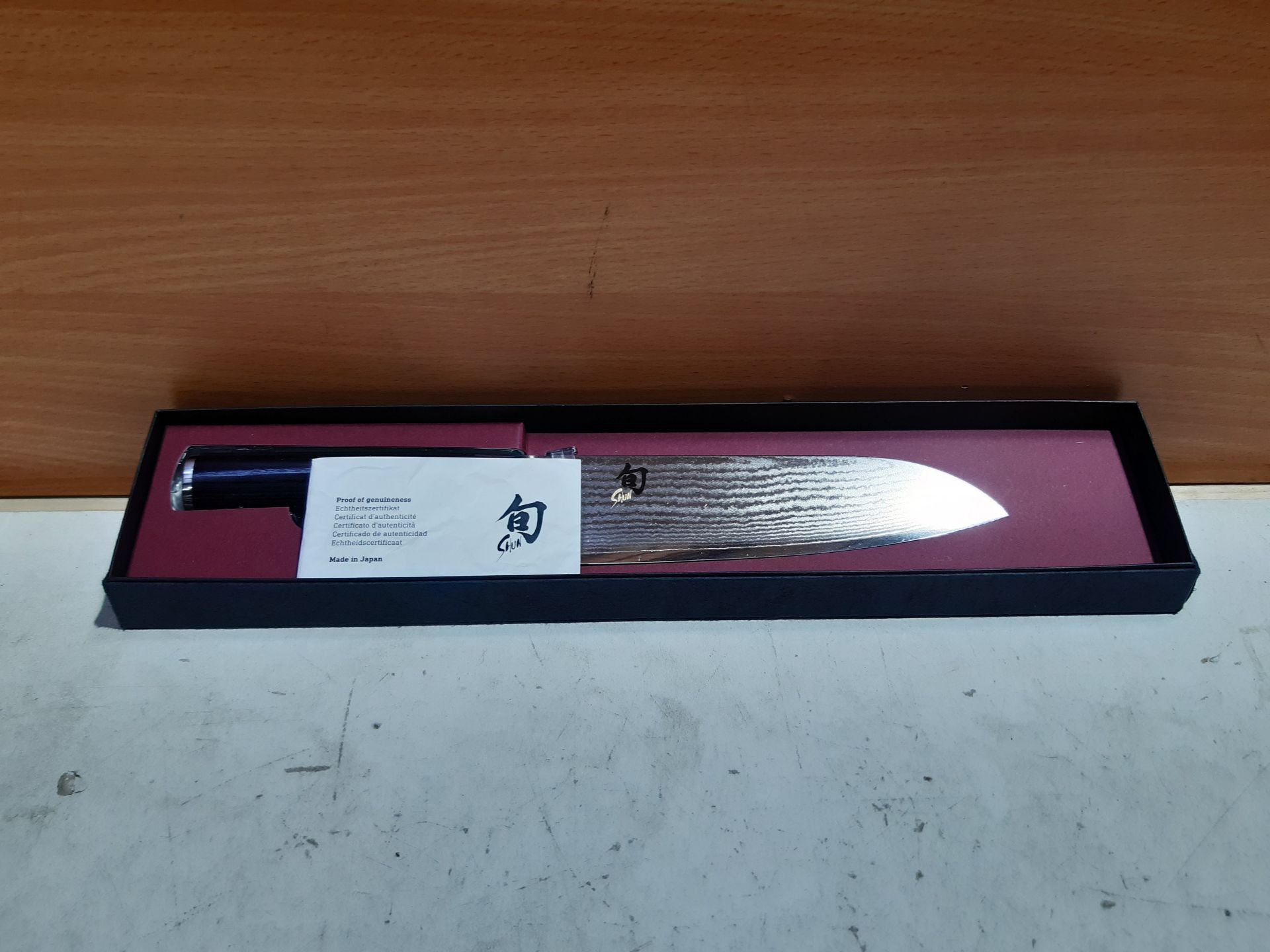 RRP £152.75 Kai - Shun DM0702 Classic 7-Inch Santoku Knife