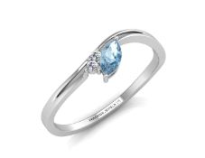 9ct White Gold Fancy Cluster Diamond And Blue Topaz Ring 0.03 Carats - Valued by AGI £650.00 - 9ct