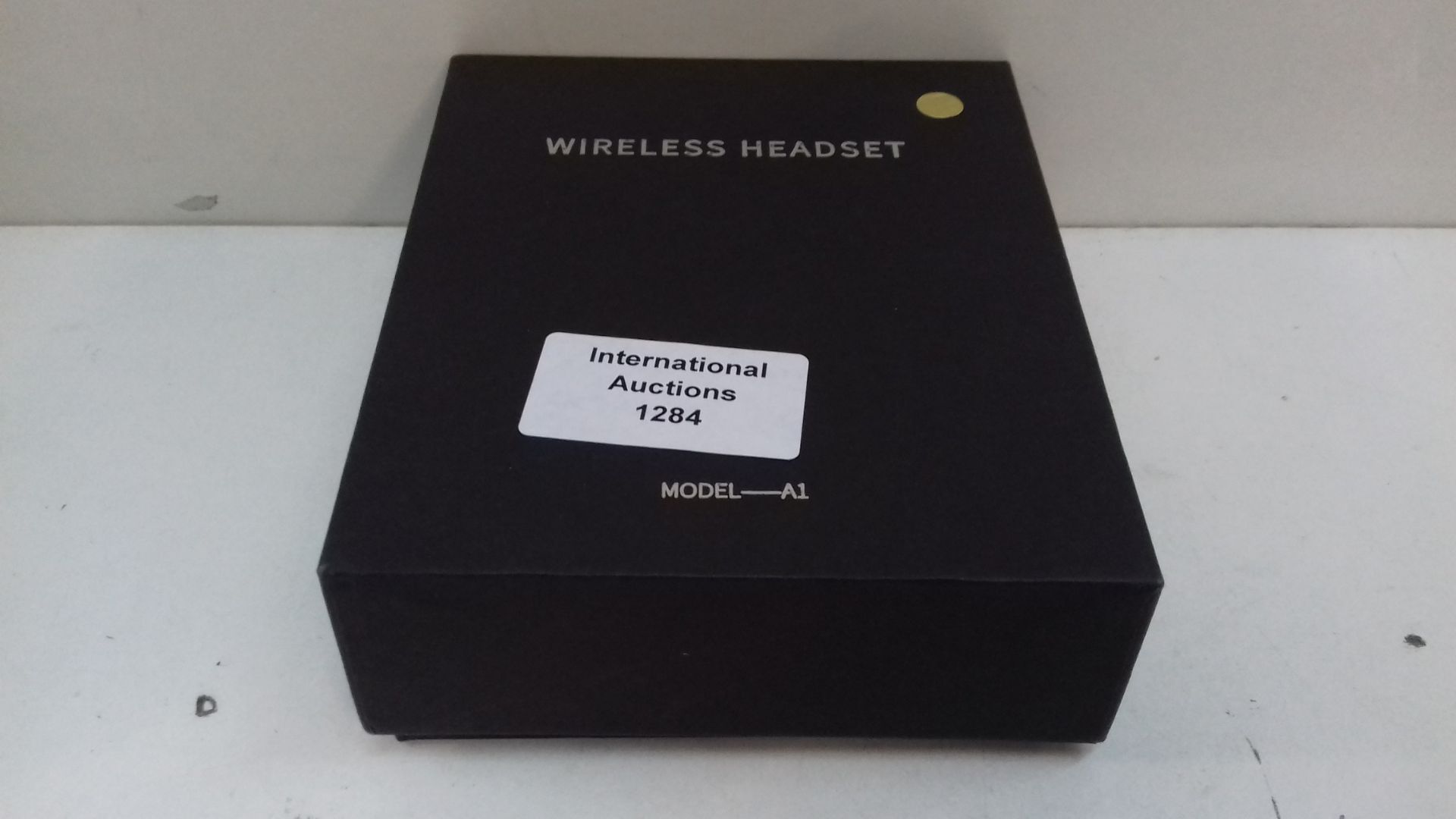 RRP £9.05 Wireless Earbuds Headphones Bluetooth 5.0 Headphones - Image 2 of 2