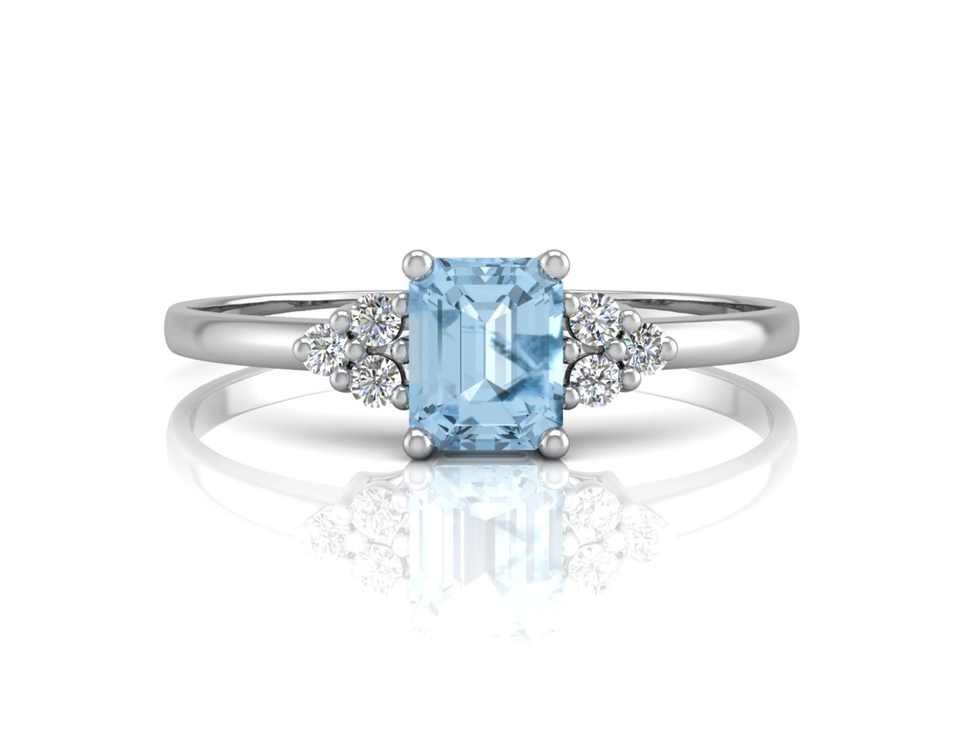 9ct White Gold Fancy Cluster Diamond Blue Topaz Ring 0.06 Carats - Valued by GIE £1,075.00 - An - Image 4 of 5