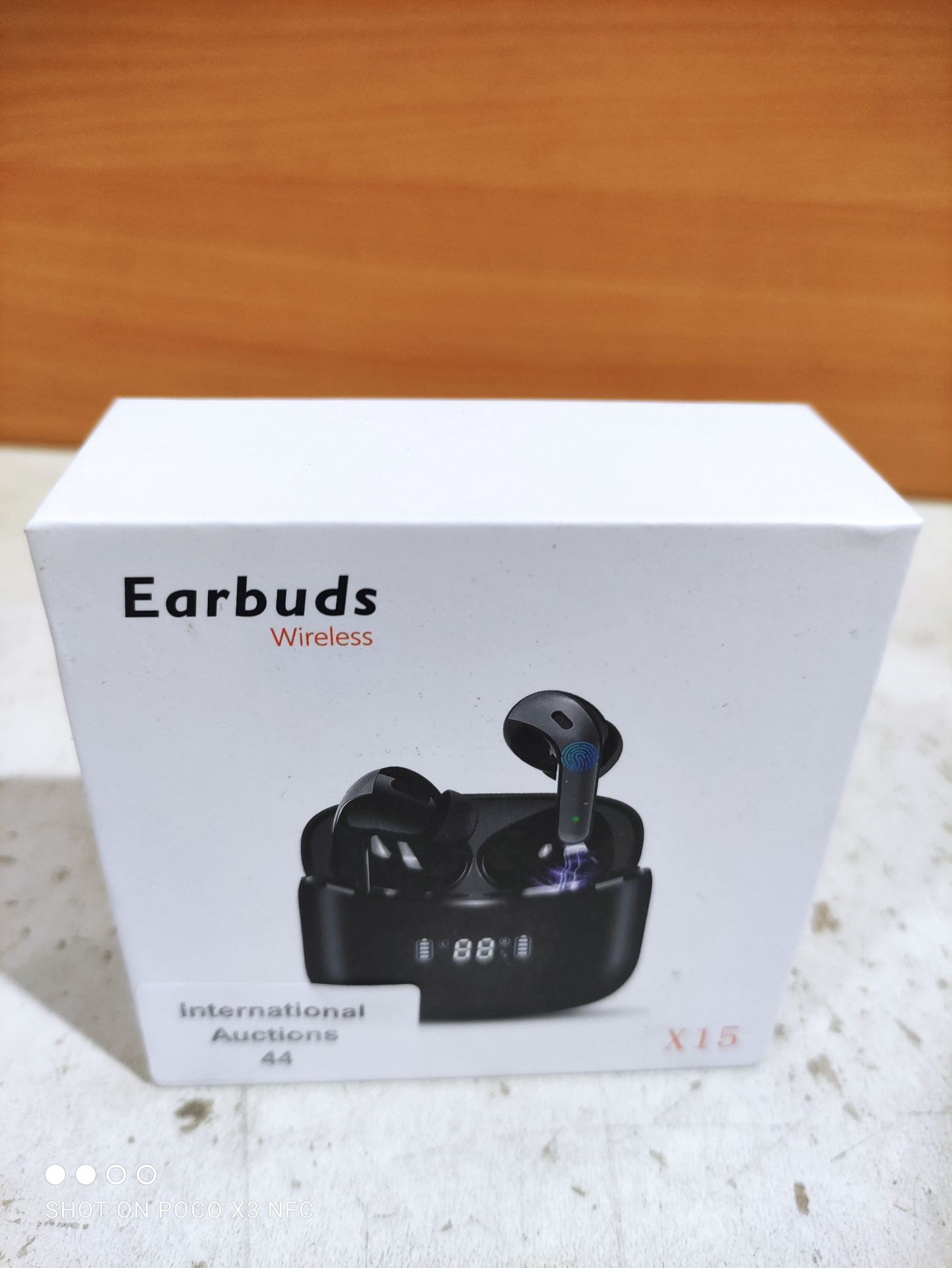 RRP £25.99 Wireless Earbuds Earphones Bluetooth 5.0 LED Display - Image 2 of 2