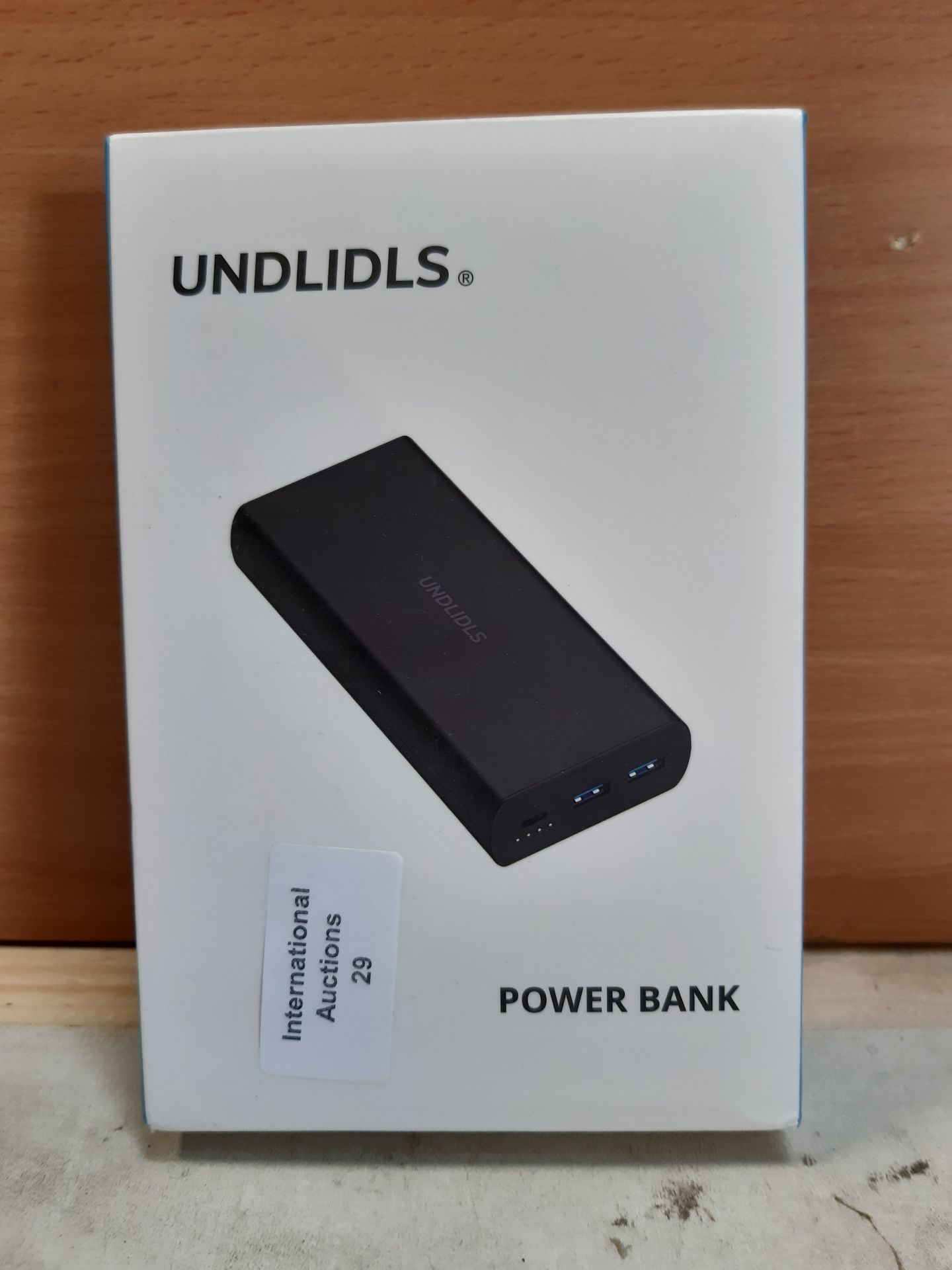 RRP £16.98 Undlidls Power Bank - Image 2 of 2