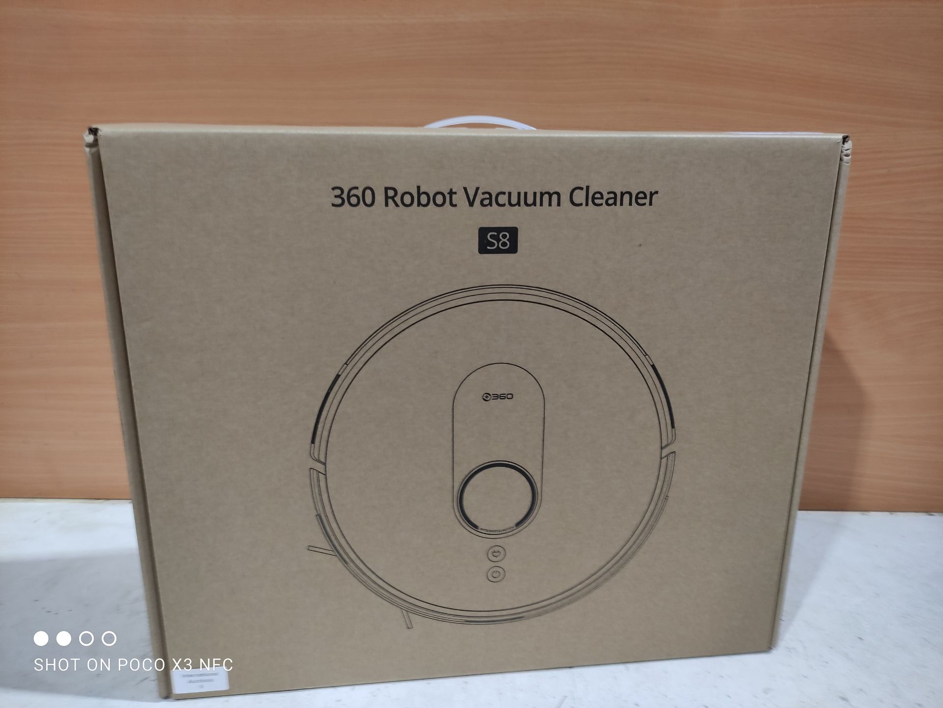 RRP £299.99 360 S8 Robot Vacuum Cleaner with Mop - Image 2 of 2