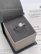 ***£6680.00*** 18CT WHITE GOLD LADIES DIAMOND SOLITAIRE RING