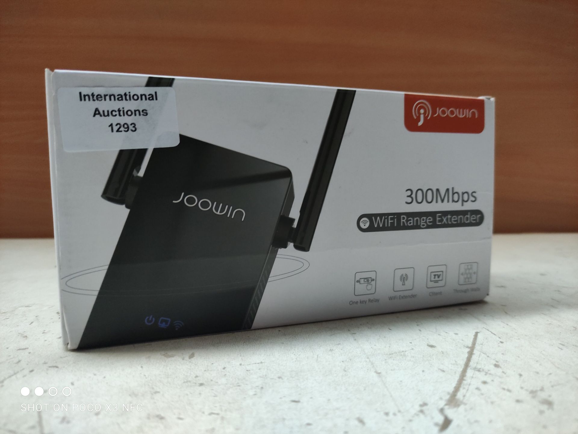 RRP £28.99 Fonowt WiFi Extender Booster 300Mbps WiFi Booster - Image 2 of 2