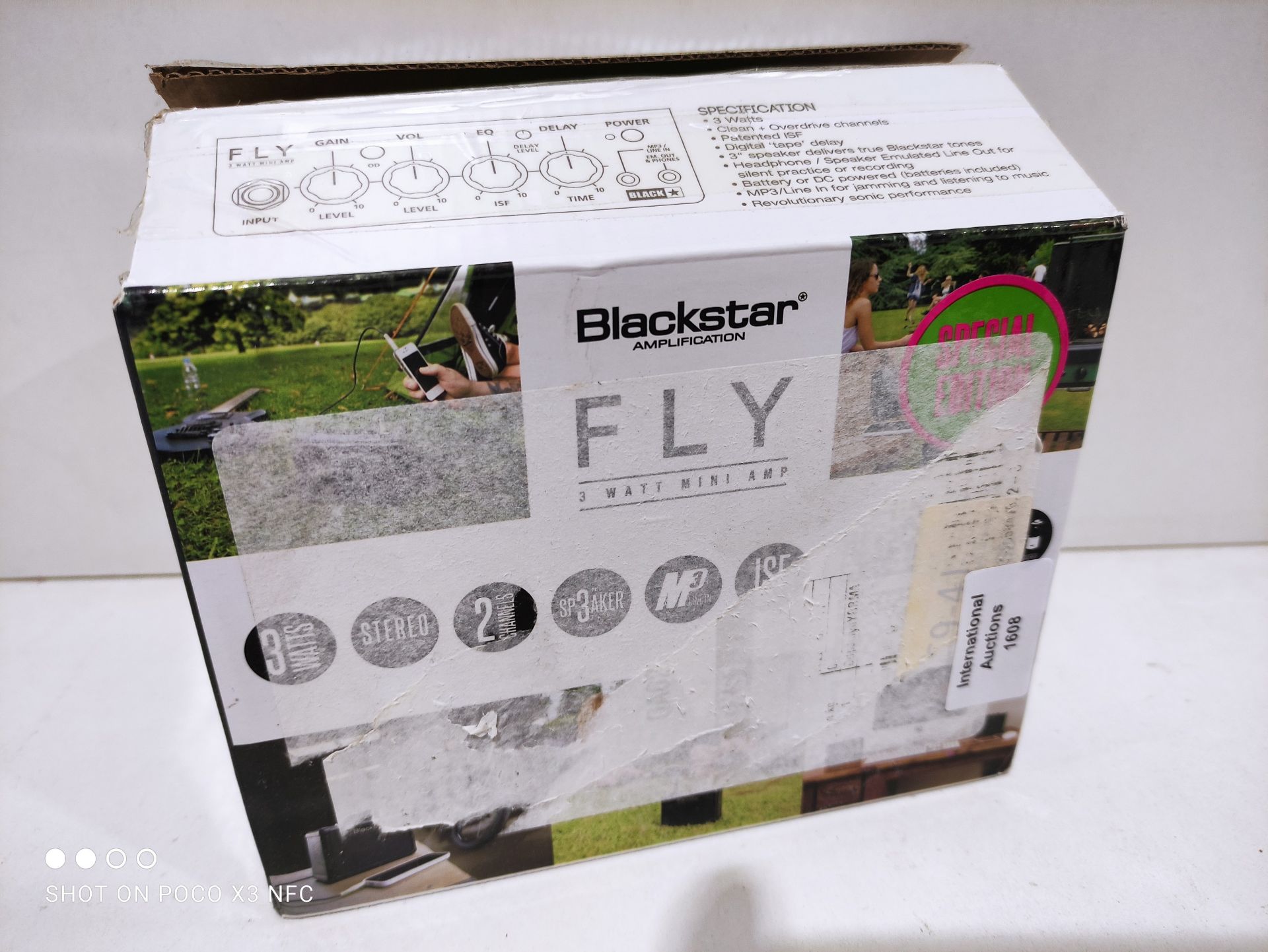 RRP £54.98 Blackstar Fly 3 Neon Portable Battery Powered Mini - Image 2 of 2