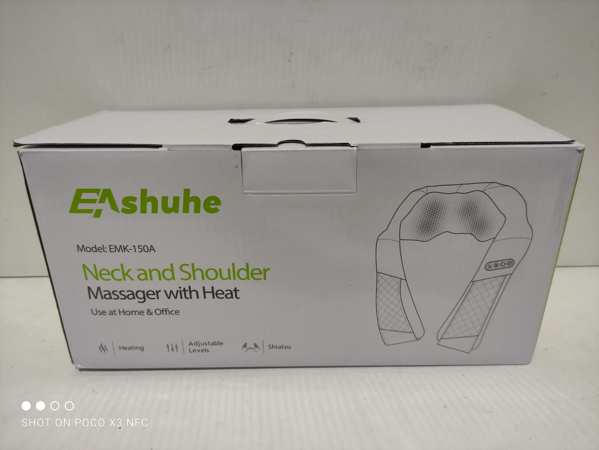 RRP £39.98 EAshuhe Neck and Shoulder Massager with Heat - Image 2 of 2