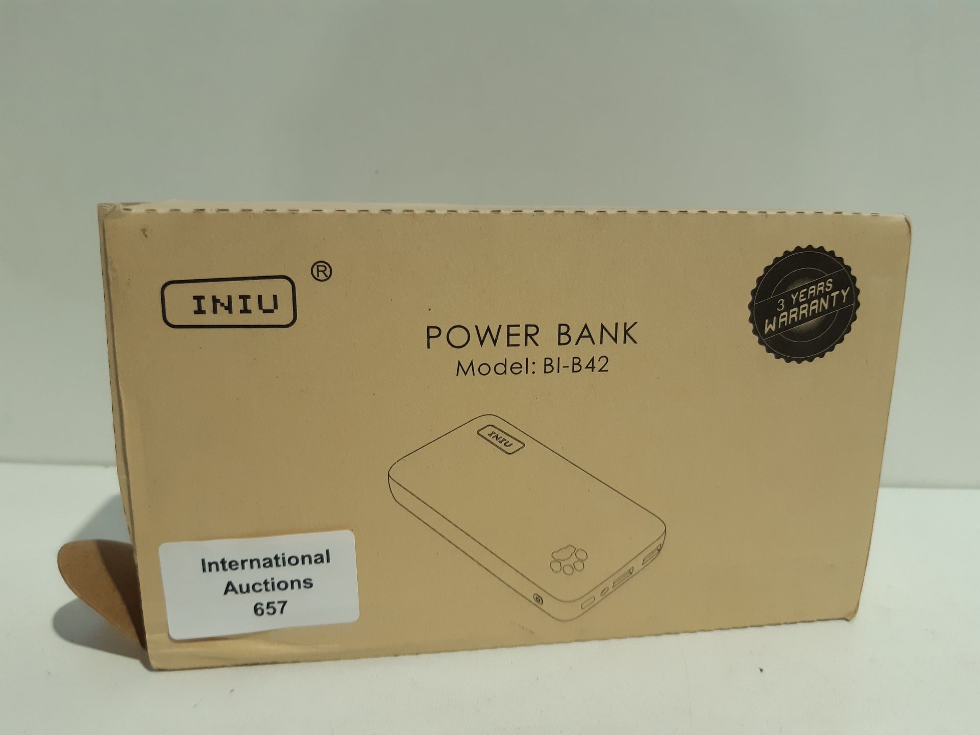 RRP £28.99 INIU Power Bank - Image 2 of 2