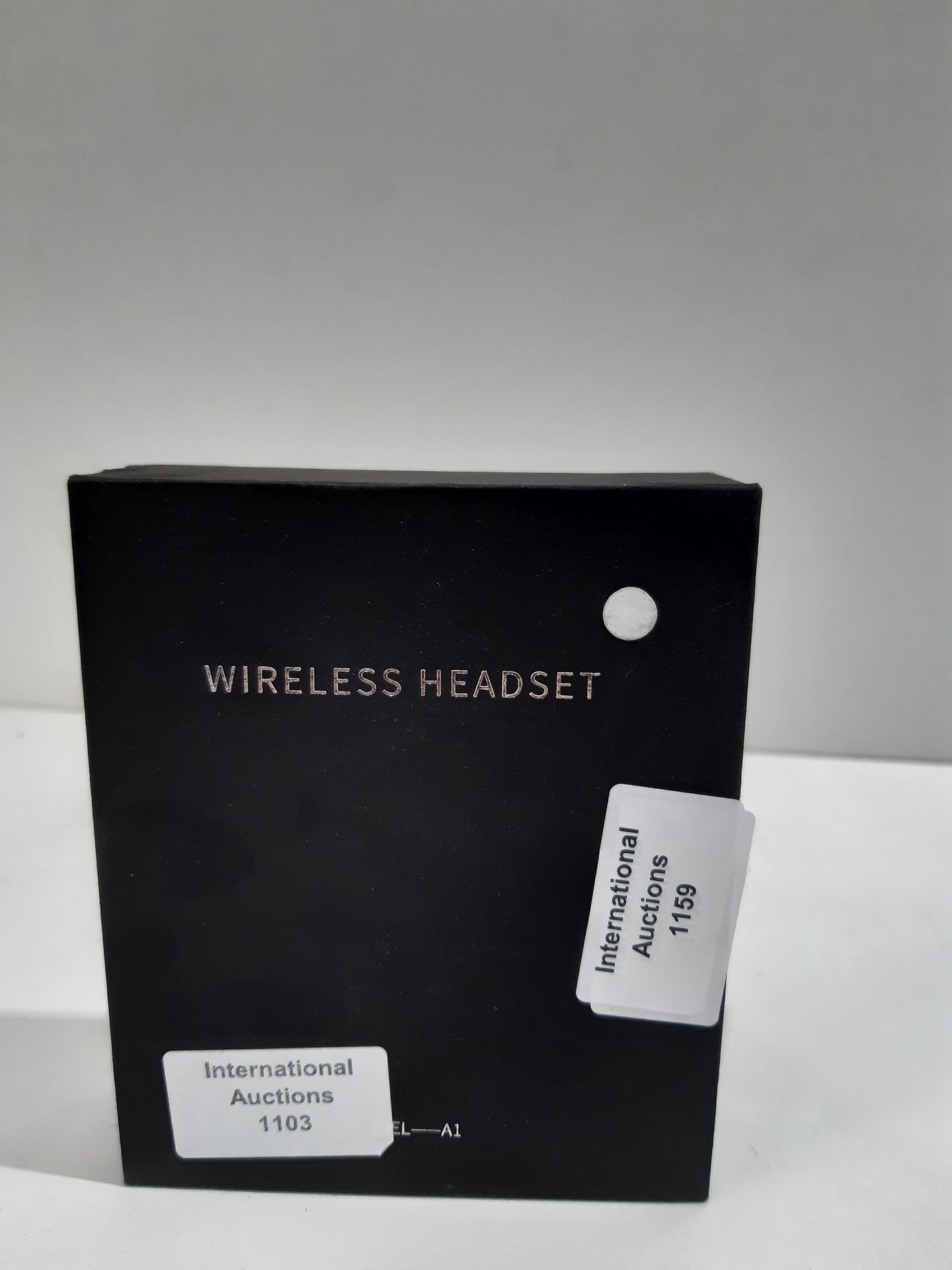 RRP £12.40 Wireless Earbuds Headphones Bluetooth 5.0 Headphones - Image 2 of 2