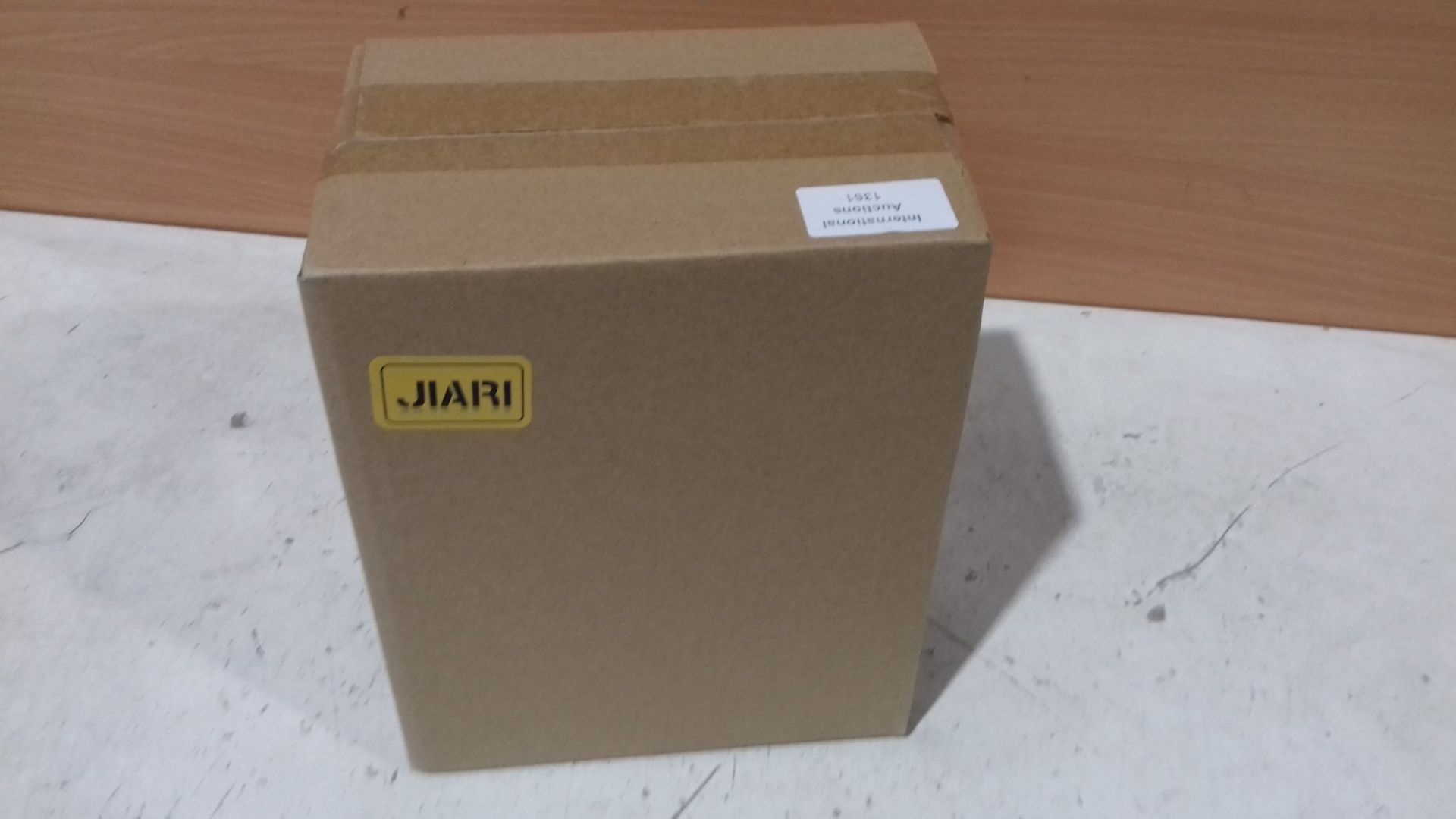RRP £15.88 JIARI Adjustable Bookends Metal Book Ends Holder Shelf - Image 2 of 2