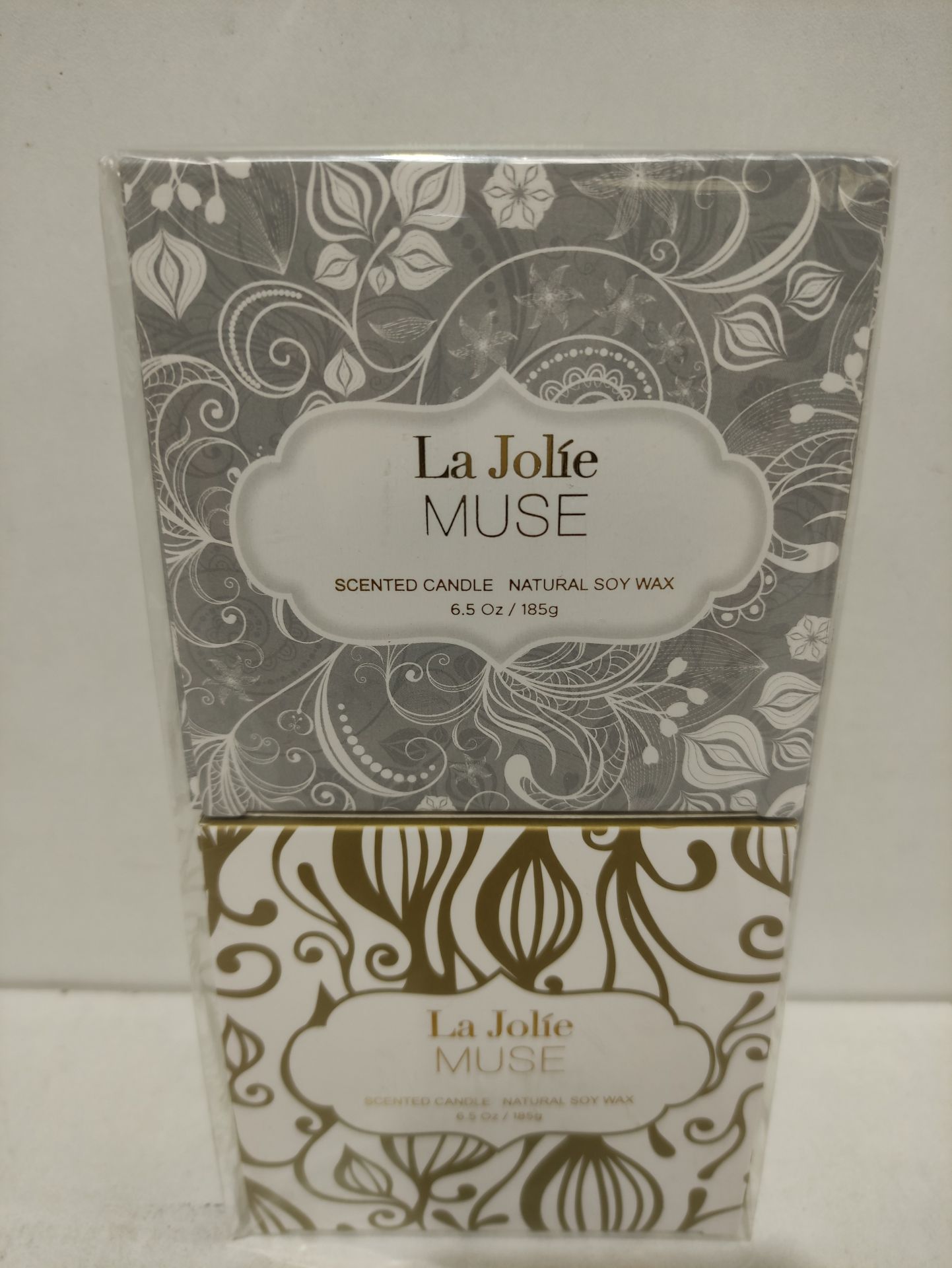 RRP £16.99 La Jol e Muse Scented Candle Set 2 - Image 2 of 2