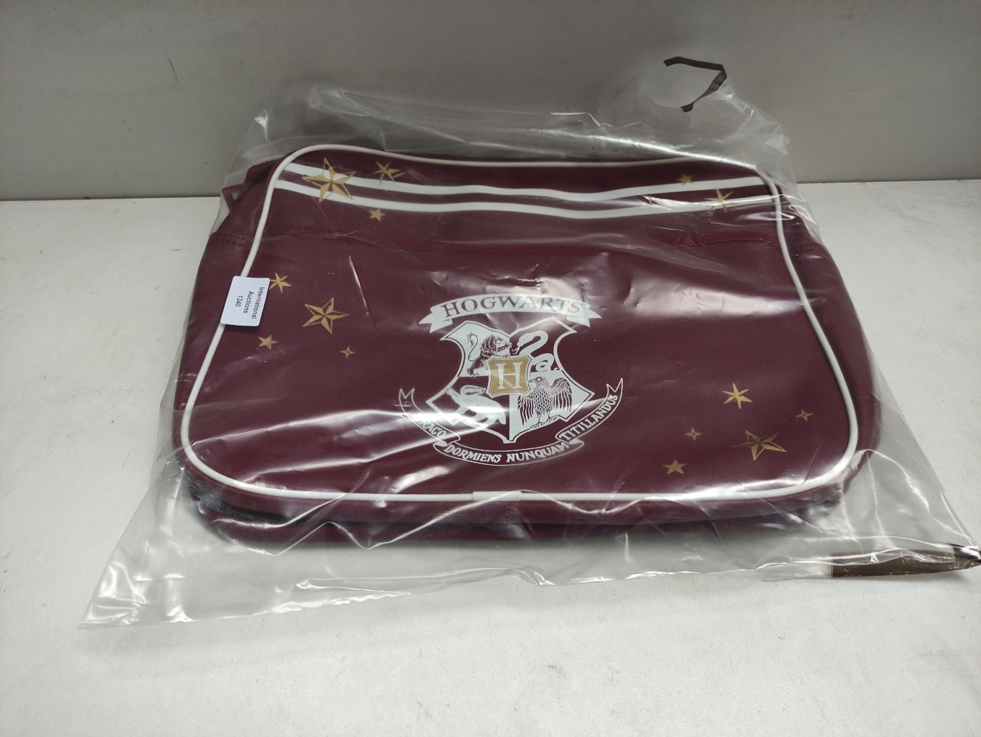 RRP £7.98 Harry Potter Messenger Bag Hogwarts Crossover Bags - Image 2 of 2