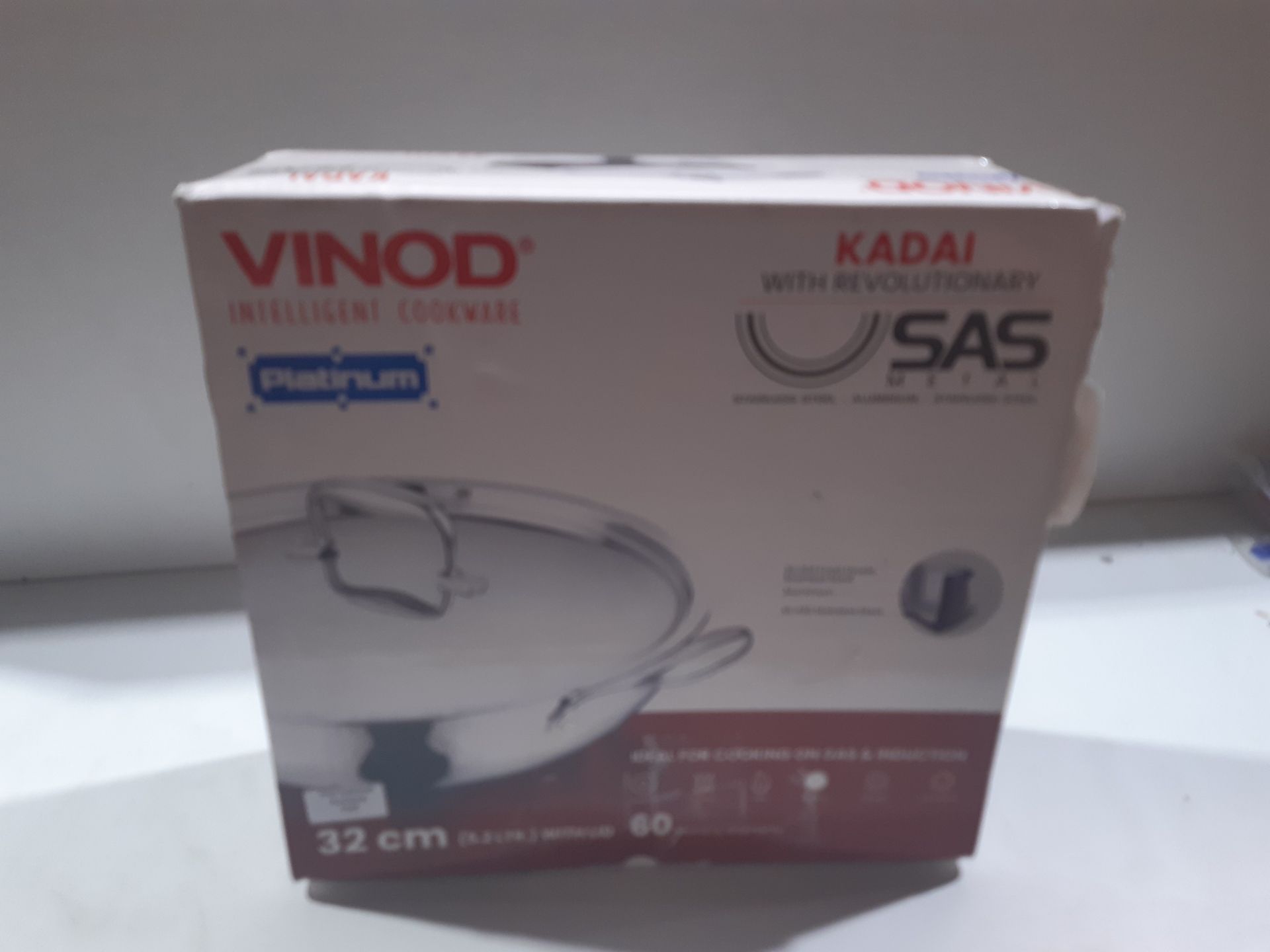 RRP £59.89 Vinod 3-Ply Non Stick Induction Hob Wok with Lid - Image 2 of 2