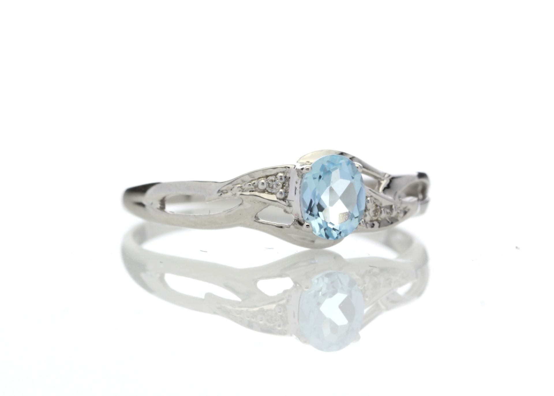 9ct White Gold Fancy Cluster Diamond And Blue Topaz Ring 0.01 Carats - Valued by GIE £609.00 - 9ct - Image 4 of 5