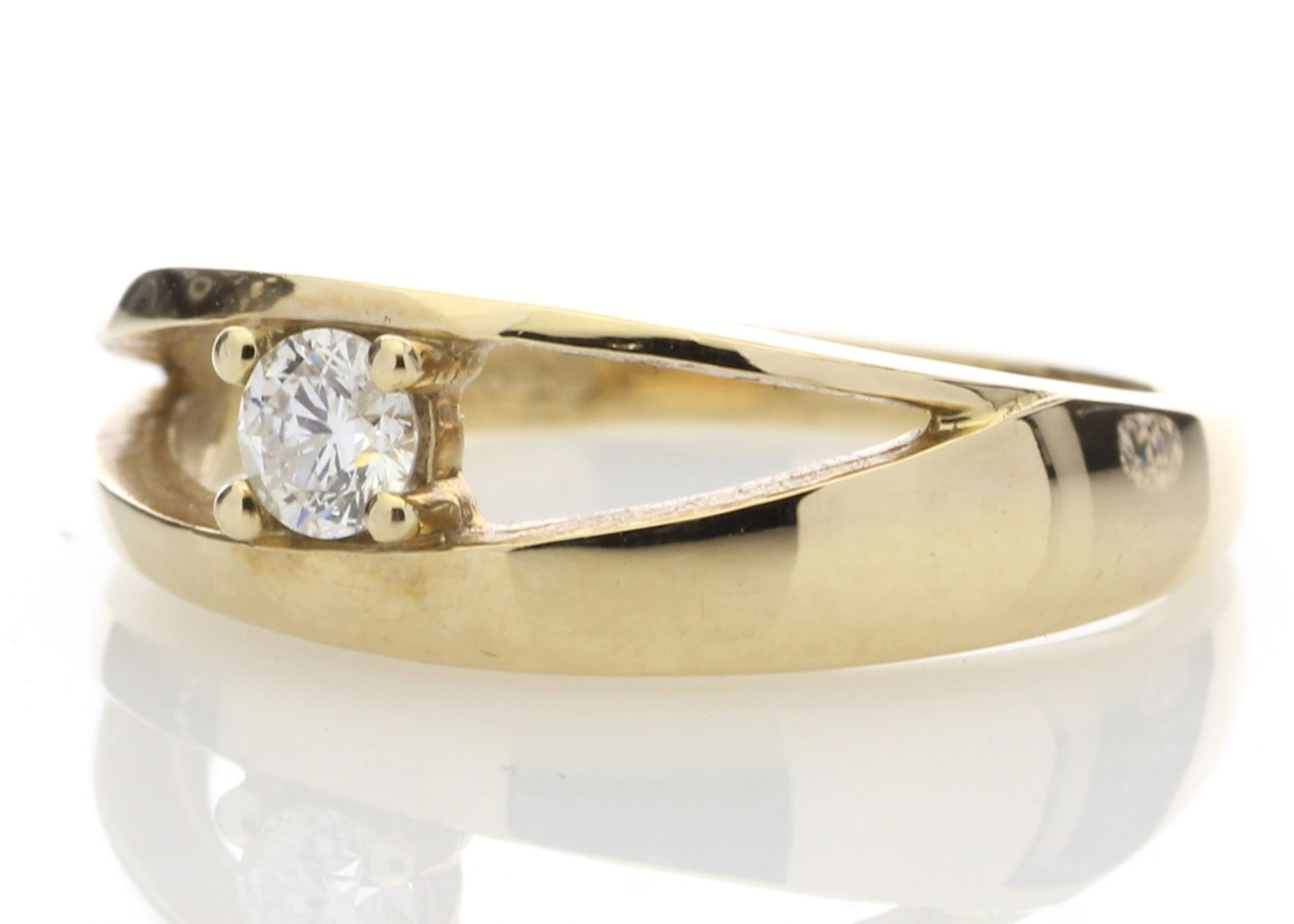 9ct Yellow Gold Single Stone Claw Set Diamond Ring 0.18 Carats - Valued by AGI £975.00 - A natural - Image 2 of 4