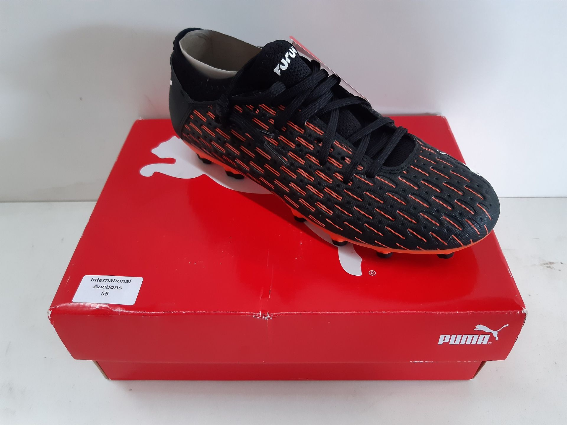 RRP £27.54 PUMA Future 6.4 HG Jr Football Boots-Black-4.5 - Image 2 of 2