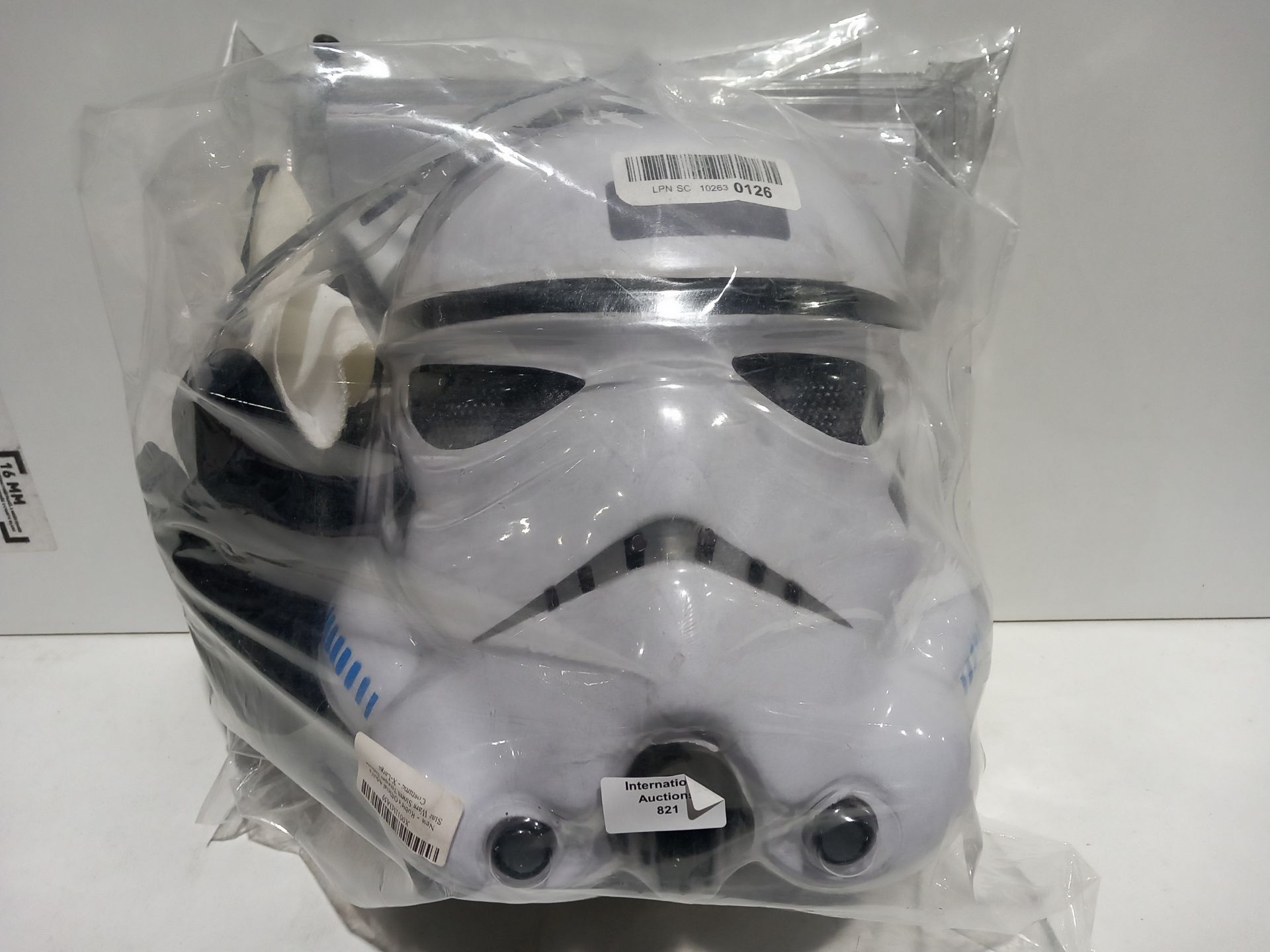 RRP £66.16 Rubie's Official Adult's Star Wars Storm Trooper Deluxe Costume - X-Large - Image 2 of 2