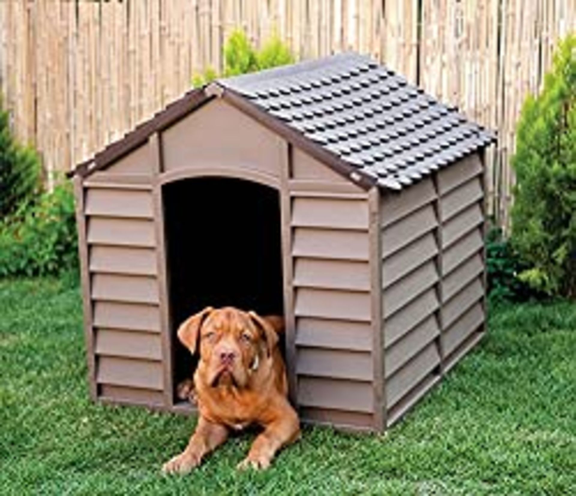 RRP £79.99 Large Heavy Duty Plastic Dog Kennel Pet Shelter PLASTIC DURABLE OUTDOOR