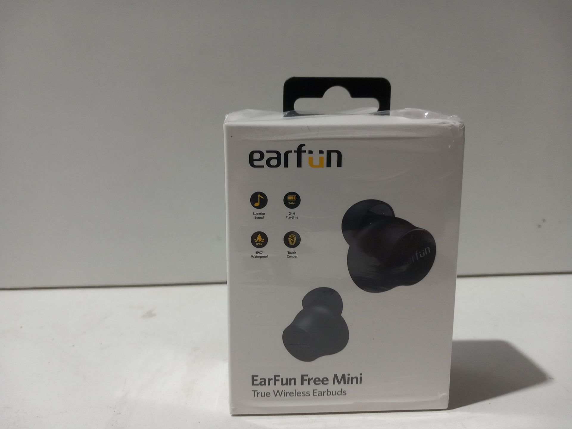 RRP £20.99 Wireless Earbuds - Image 2 of 2