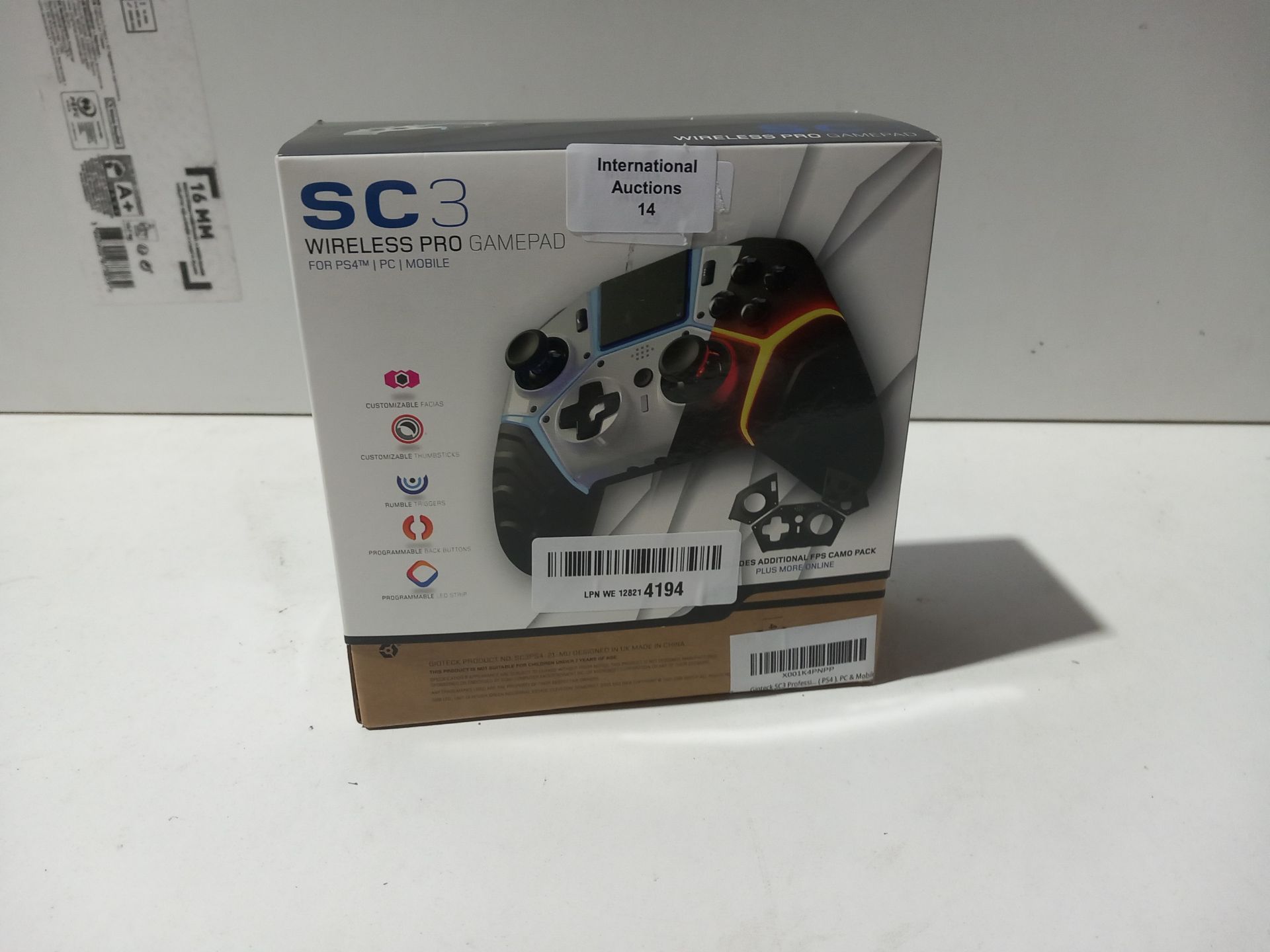 RRP £49.99 Gioteck SC3 Professional Wireless Controller - Image 2 of 2