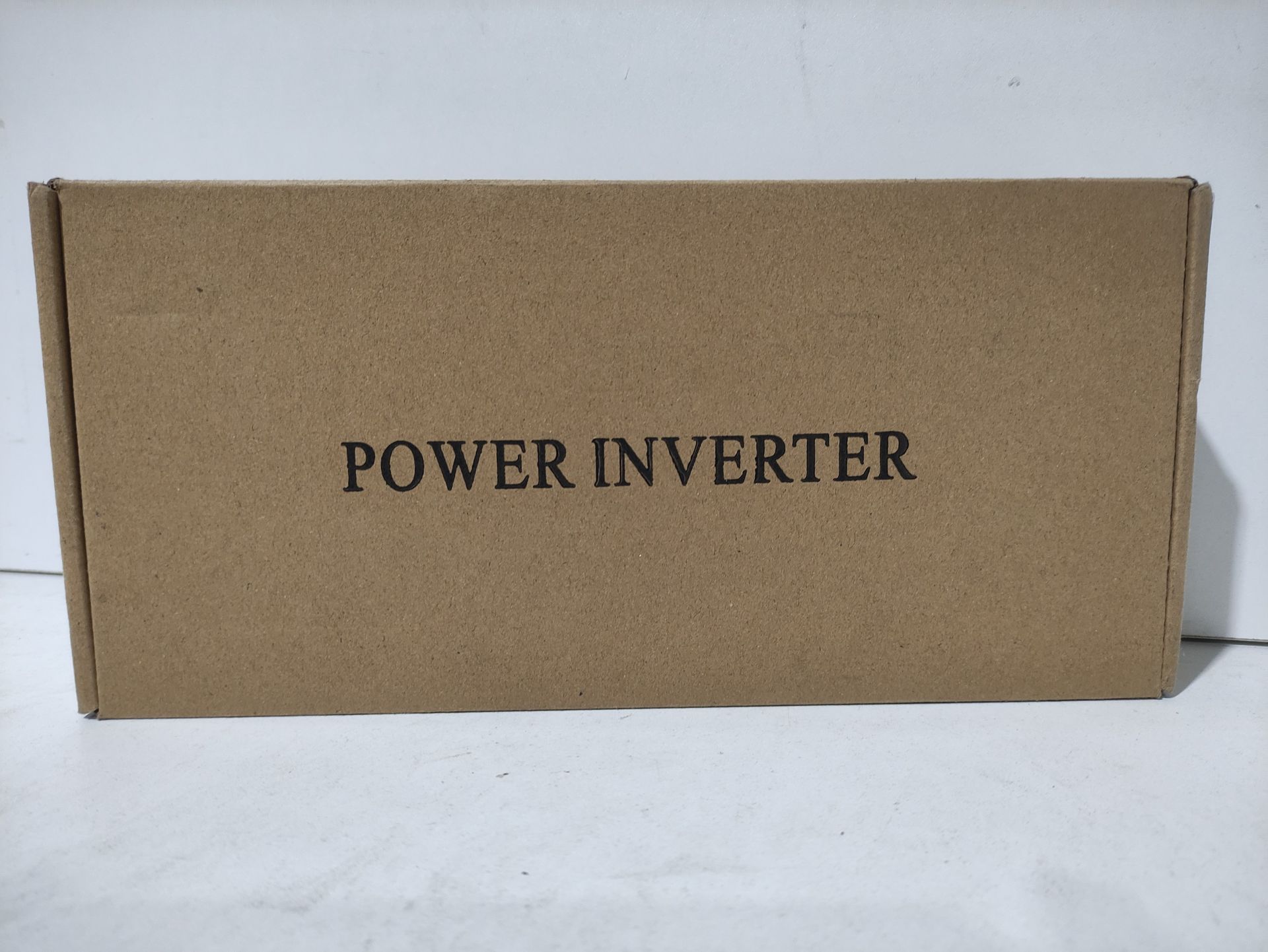 RRP £48.98 LVYUAN 1500W Power Inverter 12V to 240V AC Car Converter - Image 2 of 2