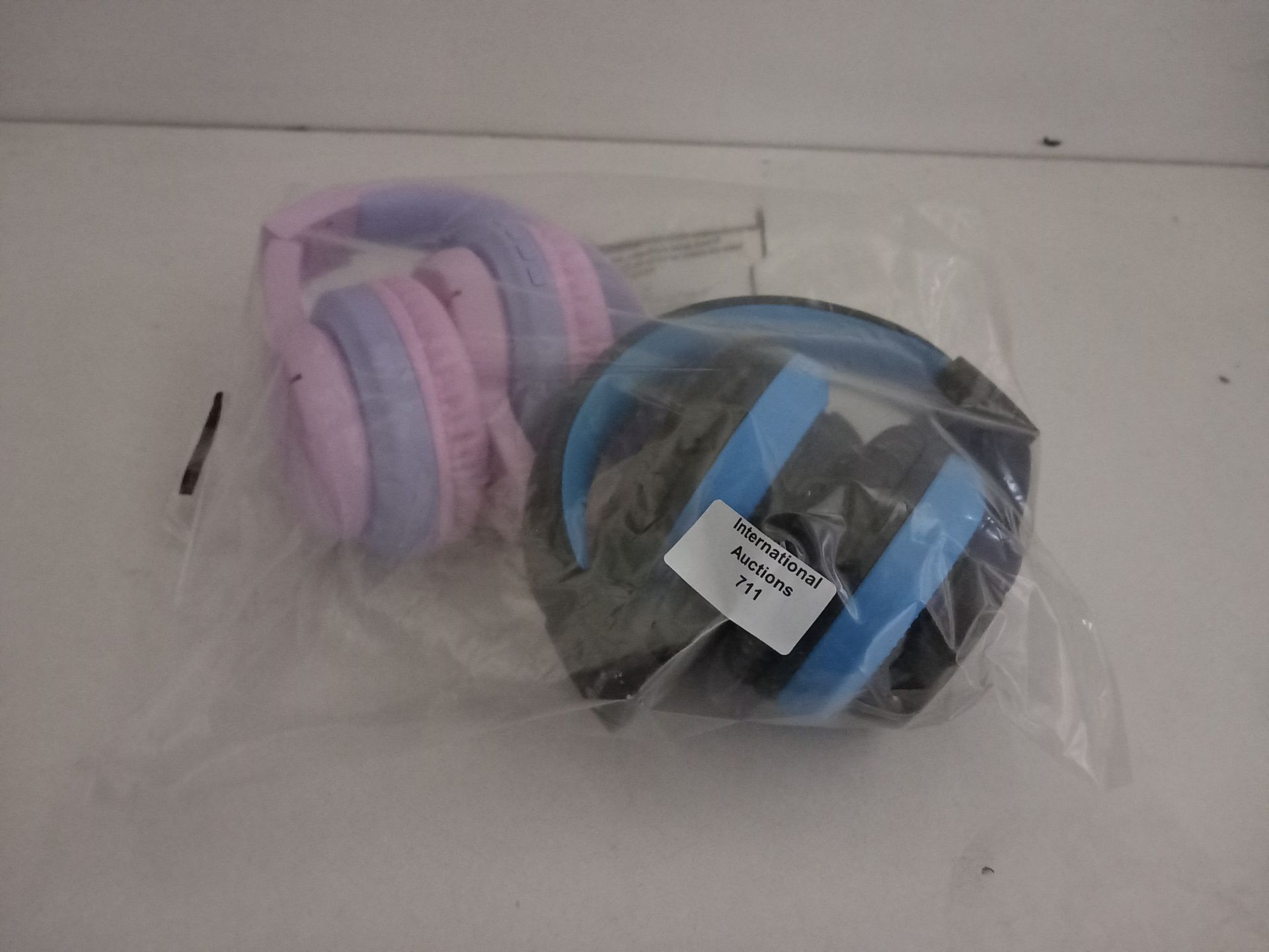 RRP £42.98 Bluetooth Kids Headphones - Image 2 of 2