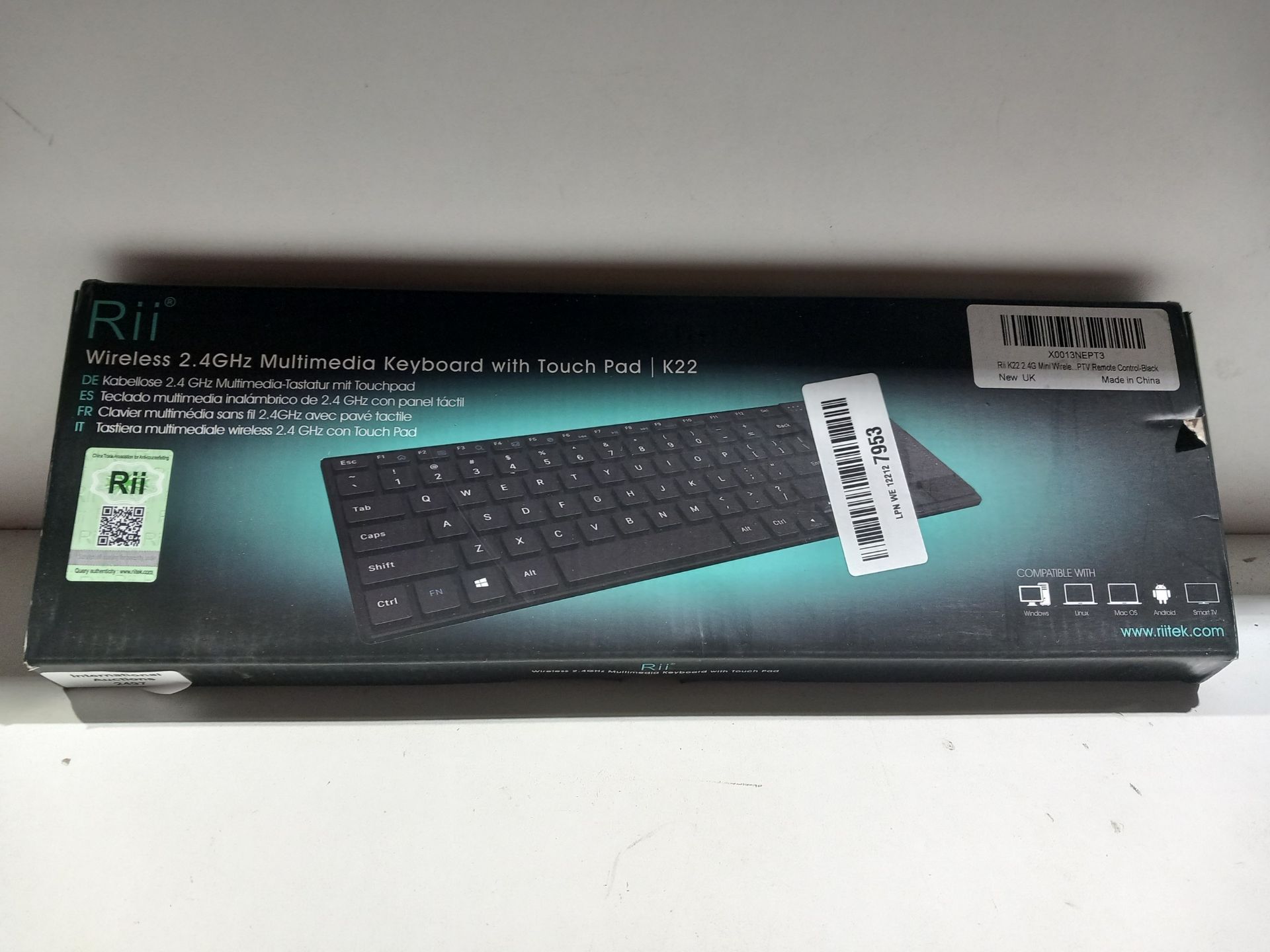 RRP £24.98 2.4GHz Wireless Keyboard with Trackpad - Image 2 of 2