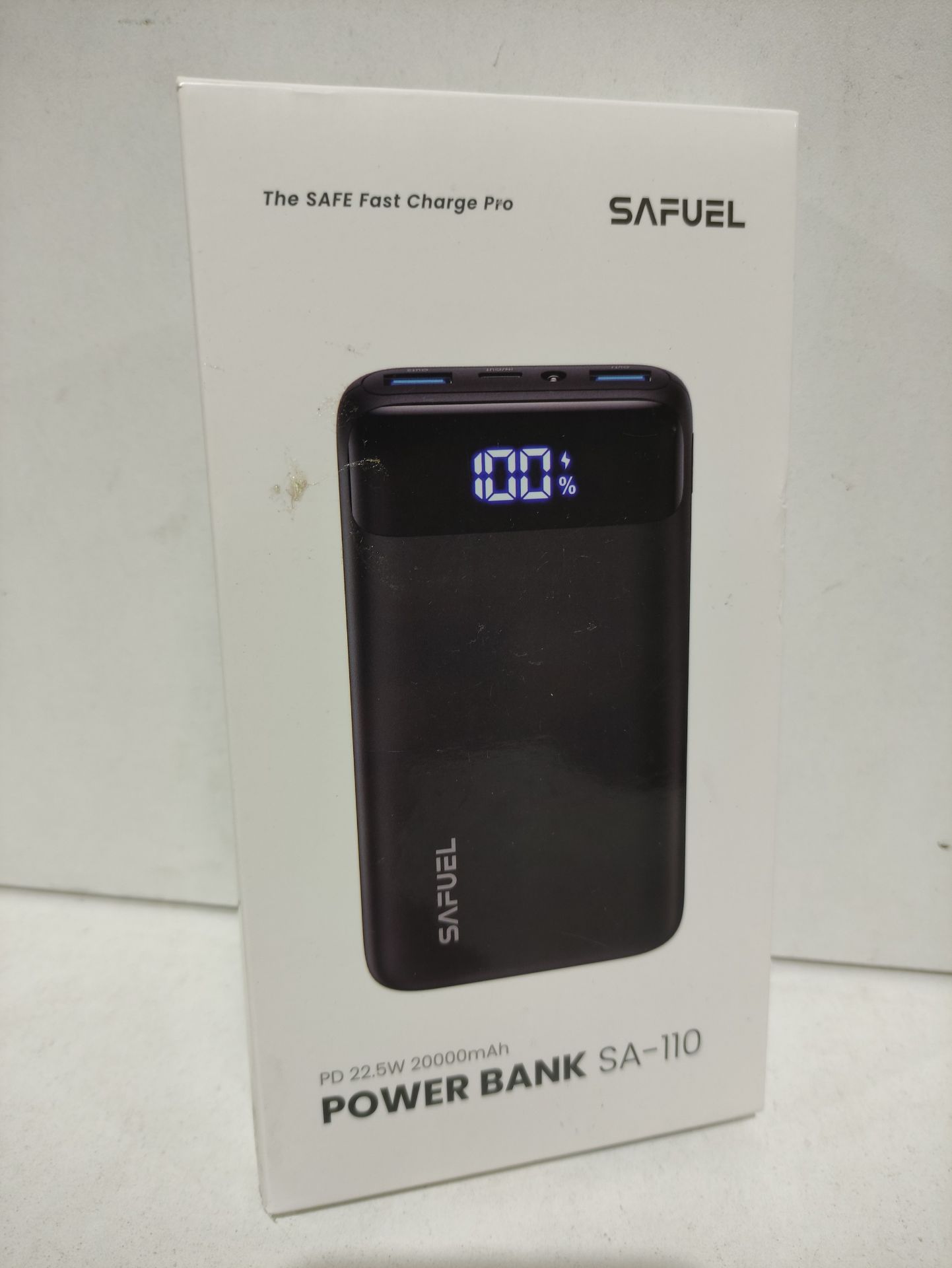 RRP £29.99 SAFUEL Power Bank - Image 2 of 2