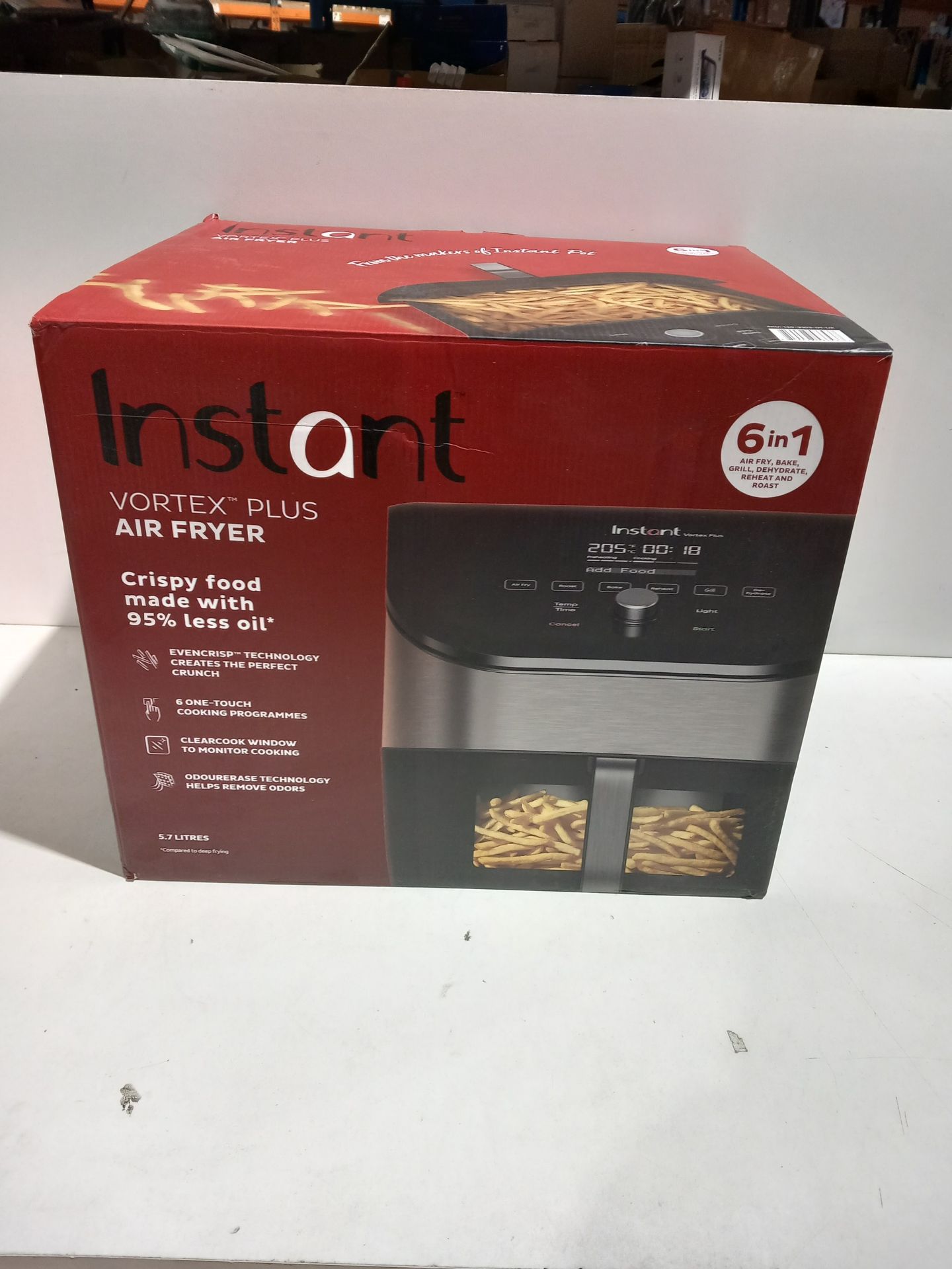 RRP £149.99 Instant Vortex Plus with ClearCook - 5.7L Air Fryer - Image 2 of 2